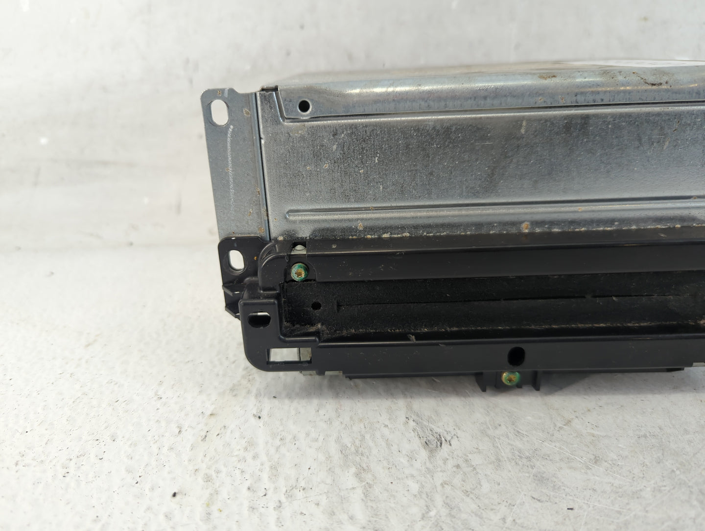 2015 Dodge Journey Radio AM FM Cd Player Receiver Replacement P/N:P68209666AD Fits OEM Used Auto Parts - Oemusedautoparts1.c