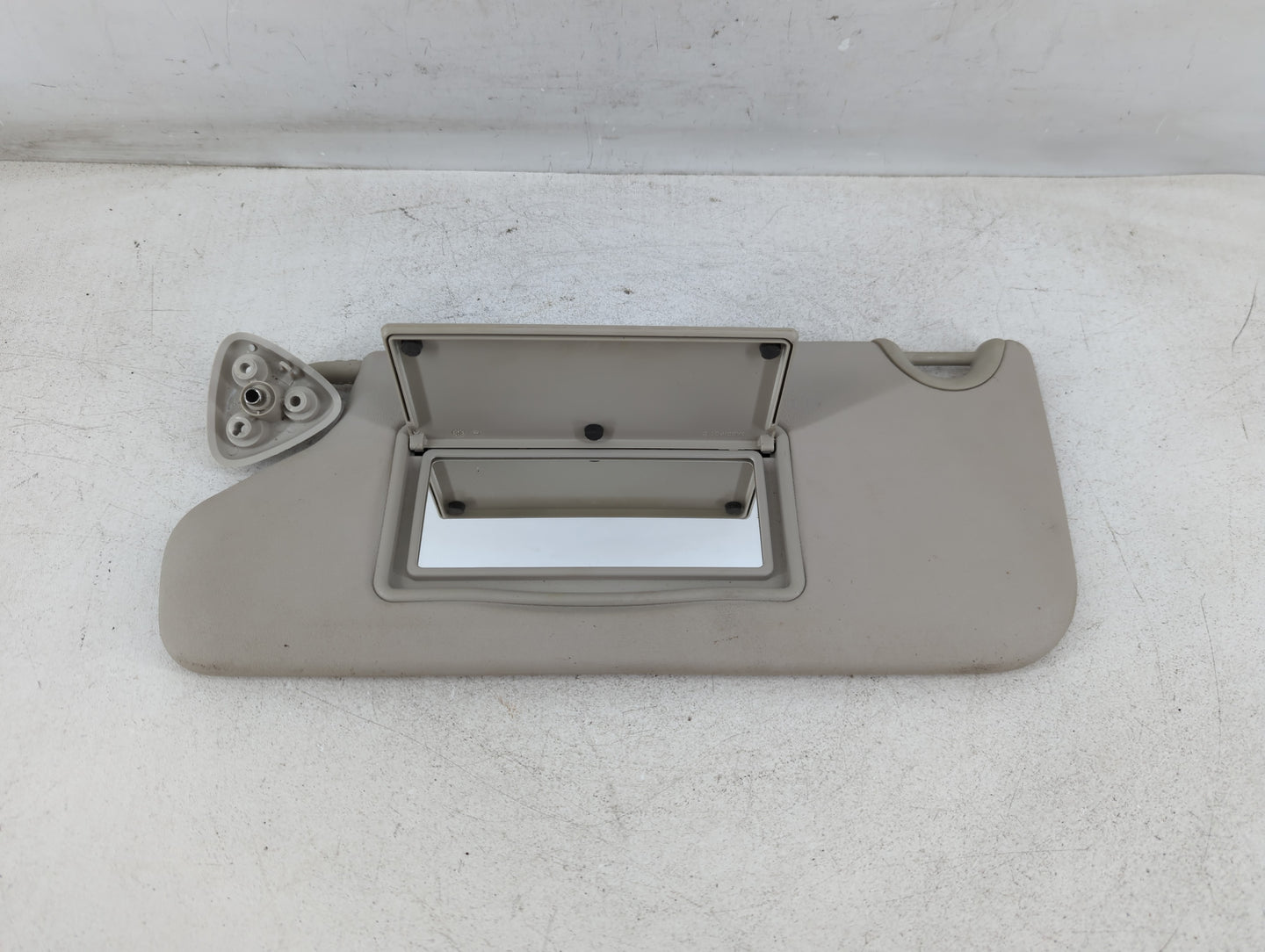 2015 Dodge Journey Sun Visor Shade Replacement Driver Left Mirror Fits OEM Used Auto Parts - Oemusedautoparts1.com