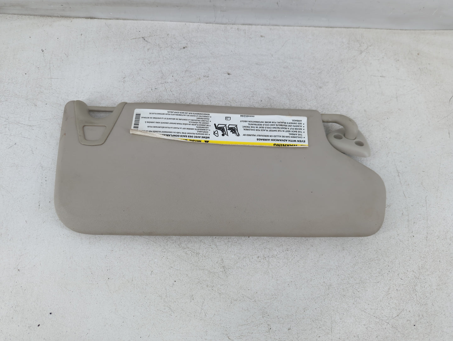 2015 Dodge Journey Sun Visor Shade Replacement Driver Left Mirror Fits OEM Used Auto Parts - Oemusedautoparts1.com