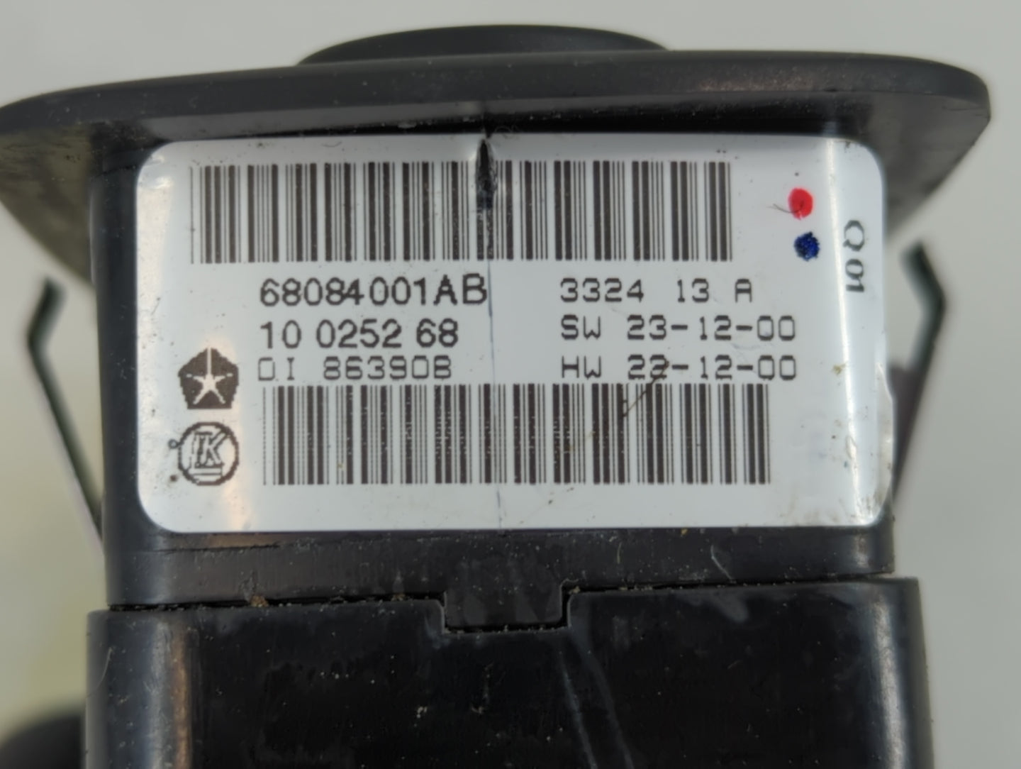 2015 Dodge Journey Master Power Window Switch Replacement Driver Side Left P/N:68084001AB Fits OEM Used Auto Parts - Oemused