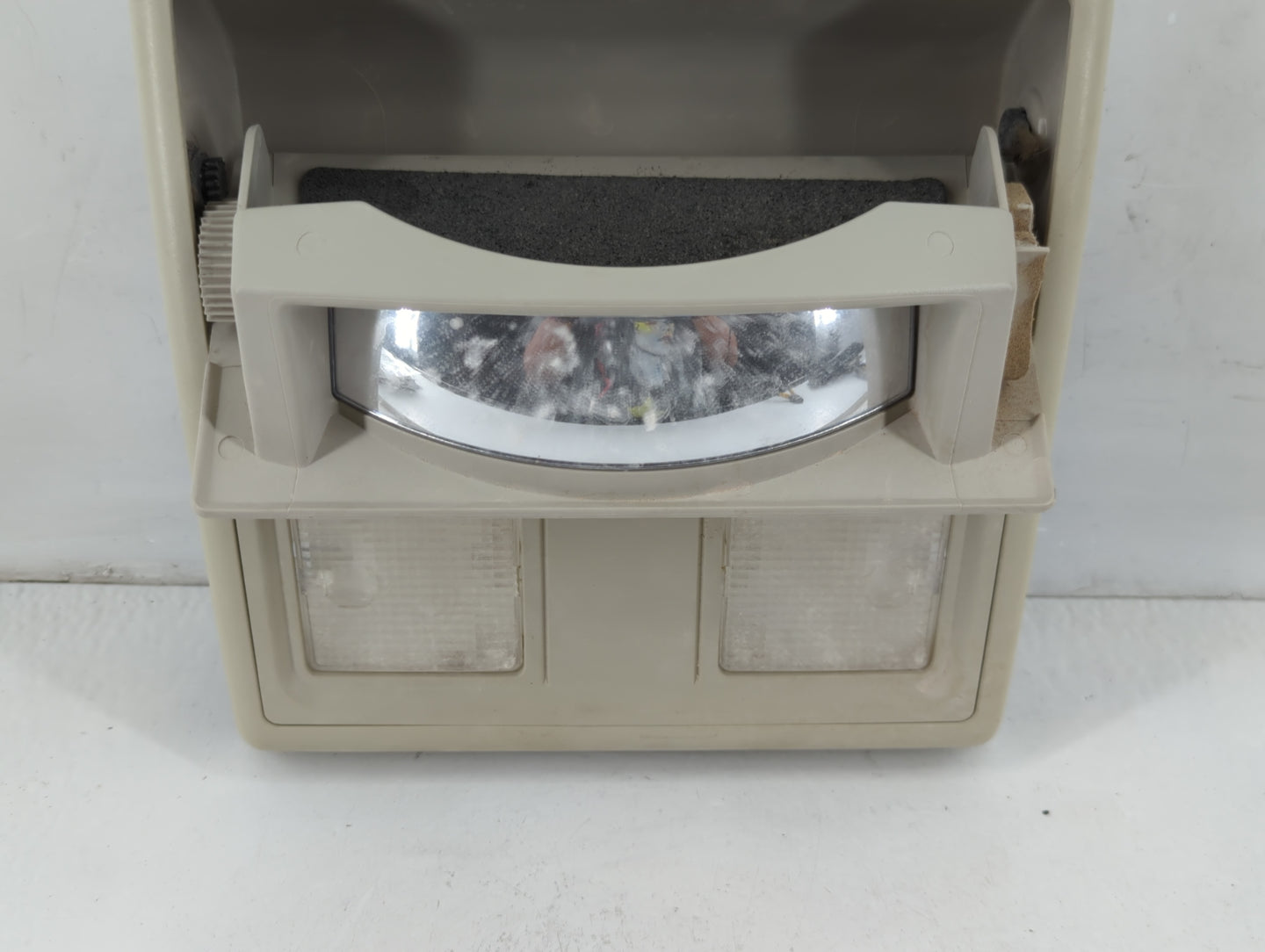 2012-2019 Dodge Journey Overhead Roof Console 1111255 - Oemusedautoparts1.com