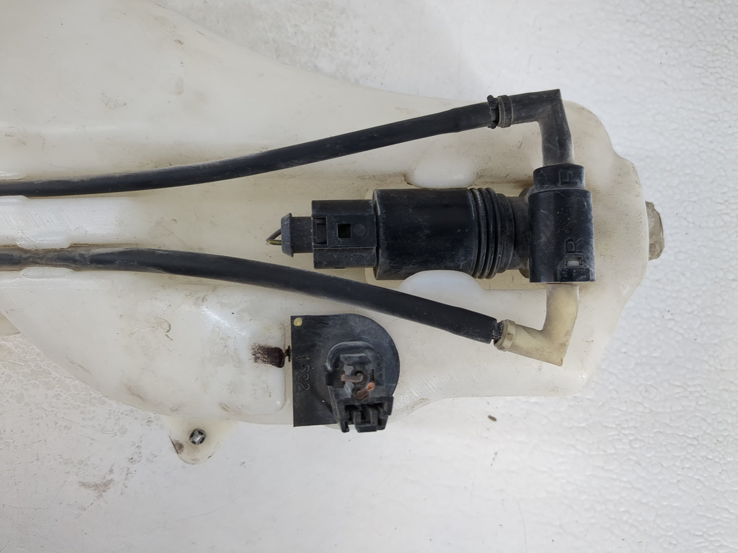 2015 Dodge Journey Windshield Washer Fluid Reservoir Bottle Oem - Oemusedautoparts1.com