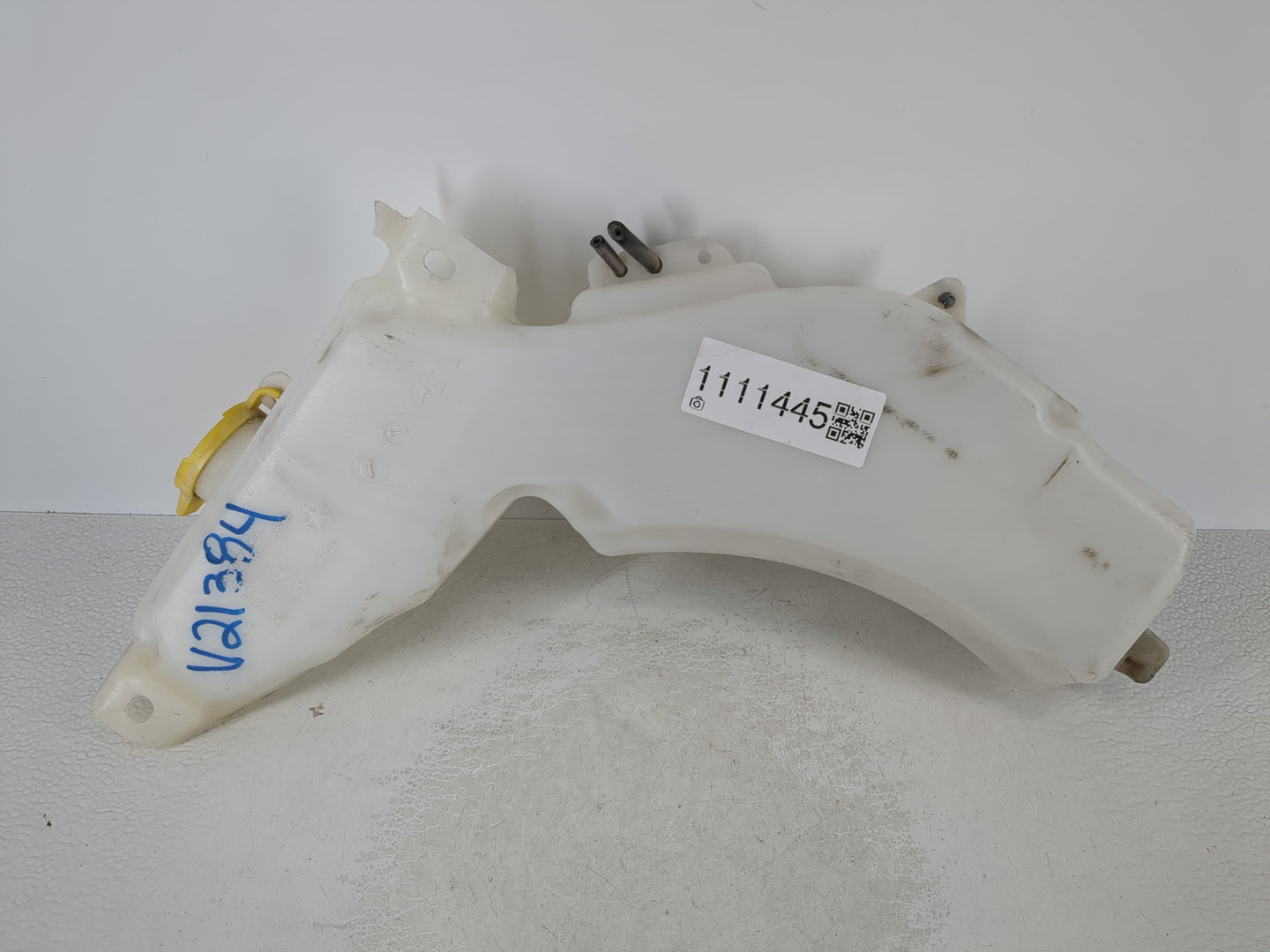 2015 Dodge Journey Windshield Washer Fluid Reservoir Bottle Oem - Oemusedautoparts1.com