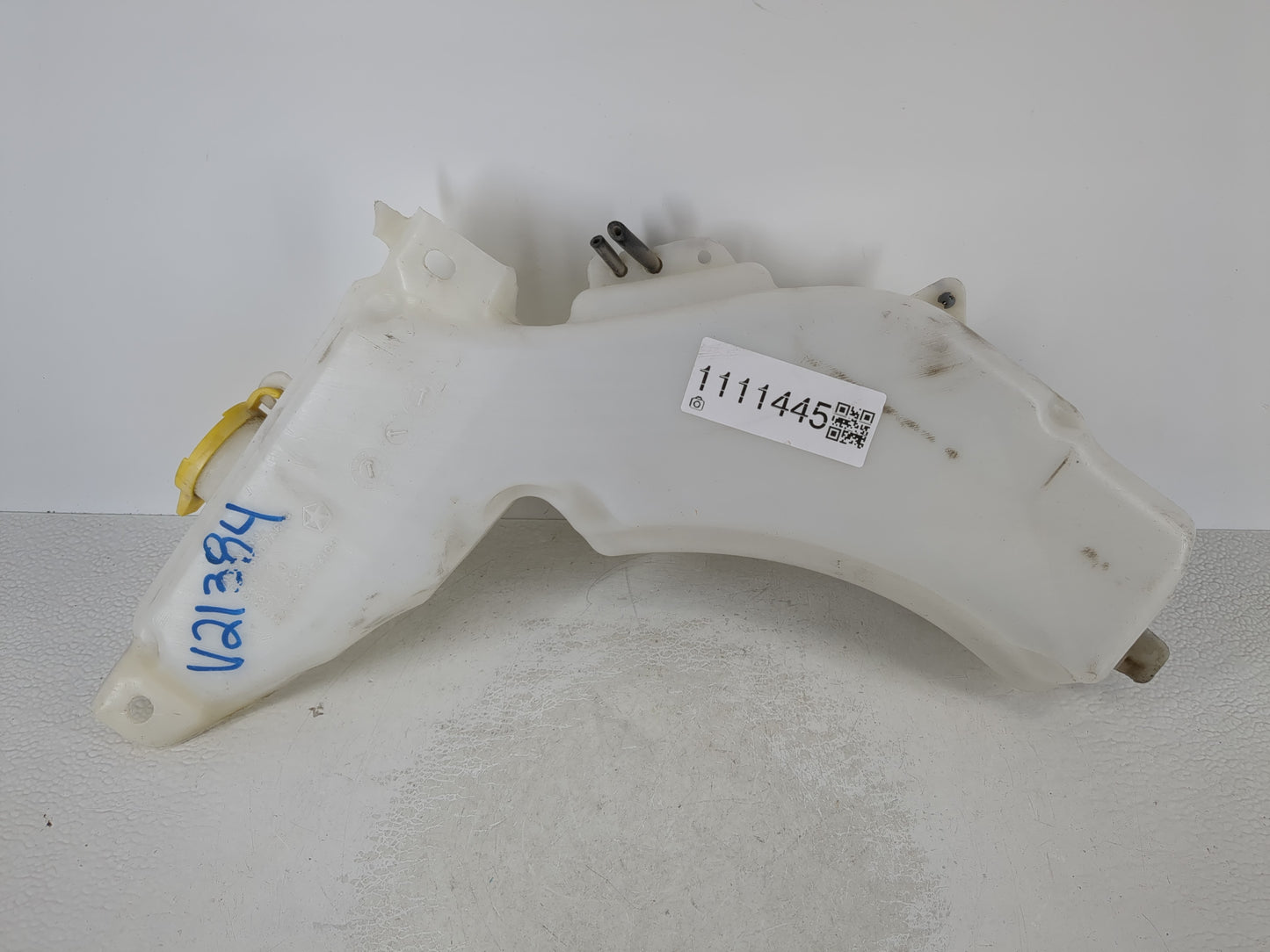 2015 Dodge Journey Windshield Washer Fluid Reservoir Bottle Oem - Oemusedautoparts1.com