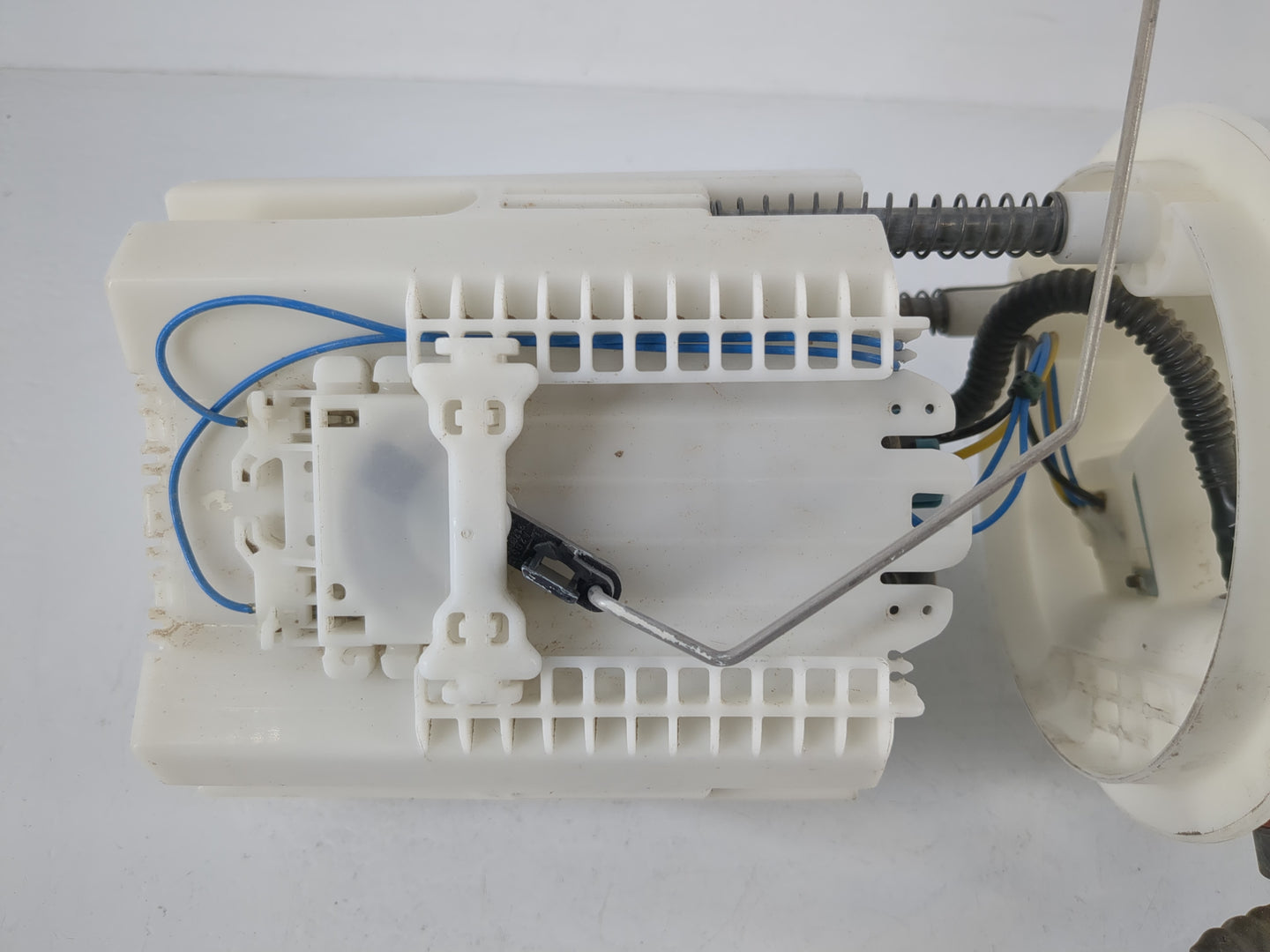 2011-2019 Dodge Journey Electrical Gas Fuel Pump Assembly - Oemusedautoparts1.com