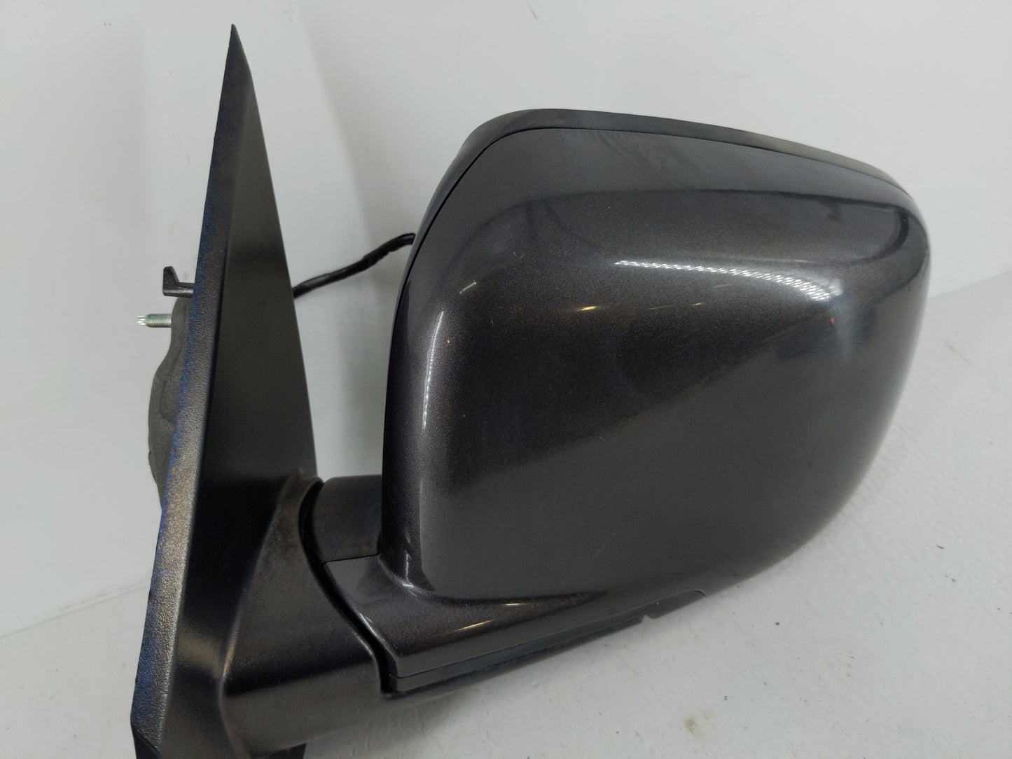 2015 Dodge Journey Driver Side View Mirror - Left Door Mirror OEM Used - Oemusedautoparts1.com