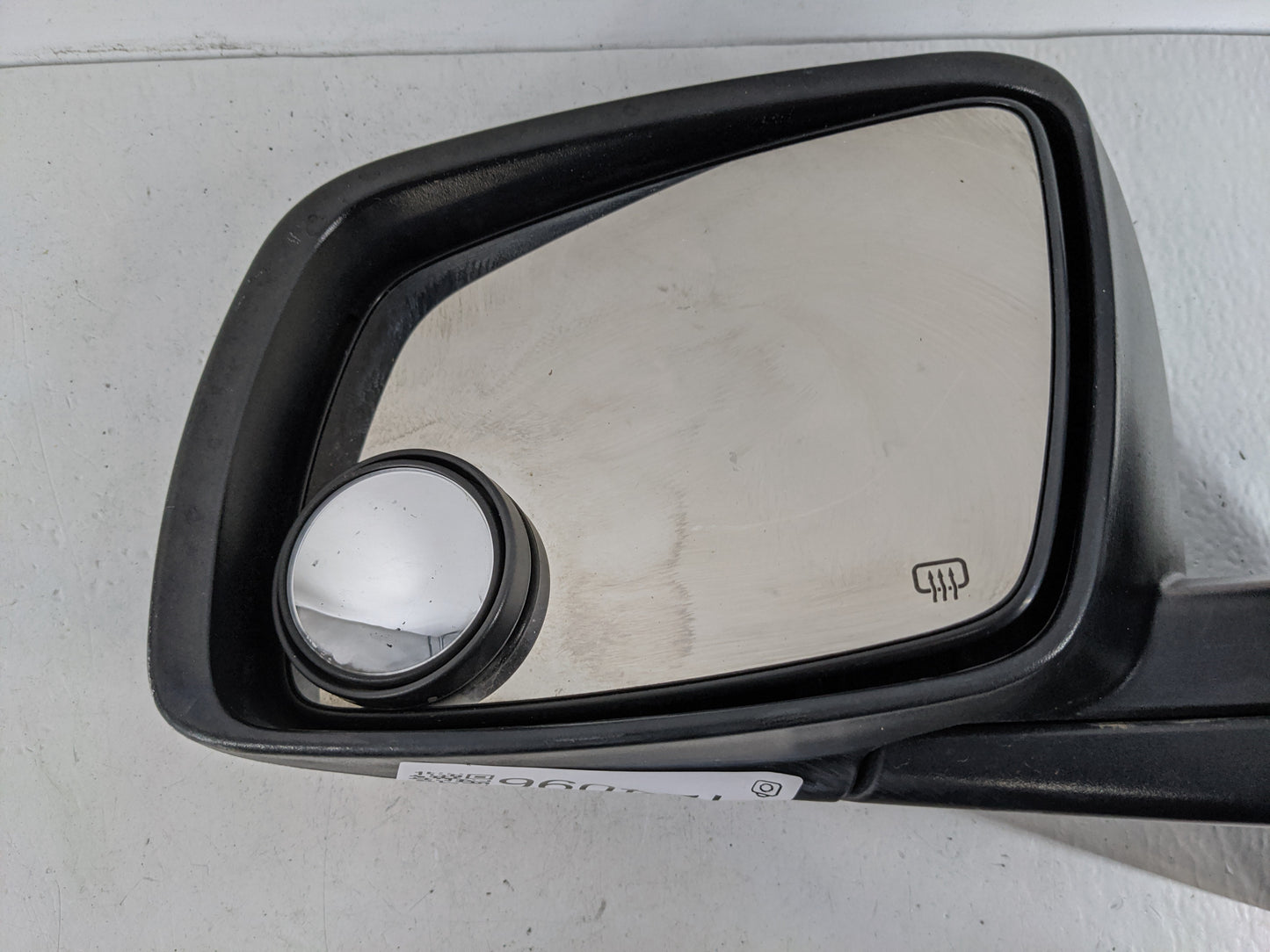 2015 Dodge Journey Driver Side View Mirror - Left Door Mirror OEM Used - Oemusedautoparts1.com