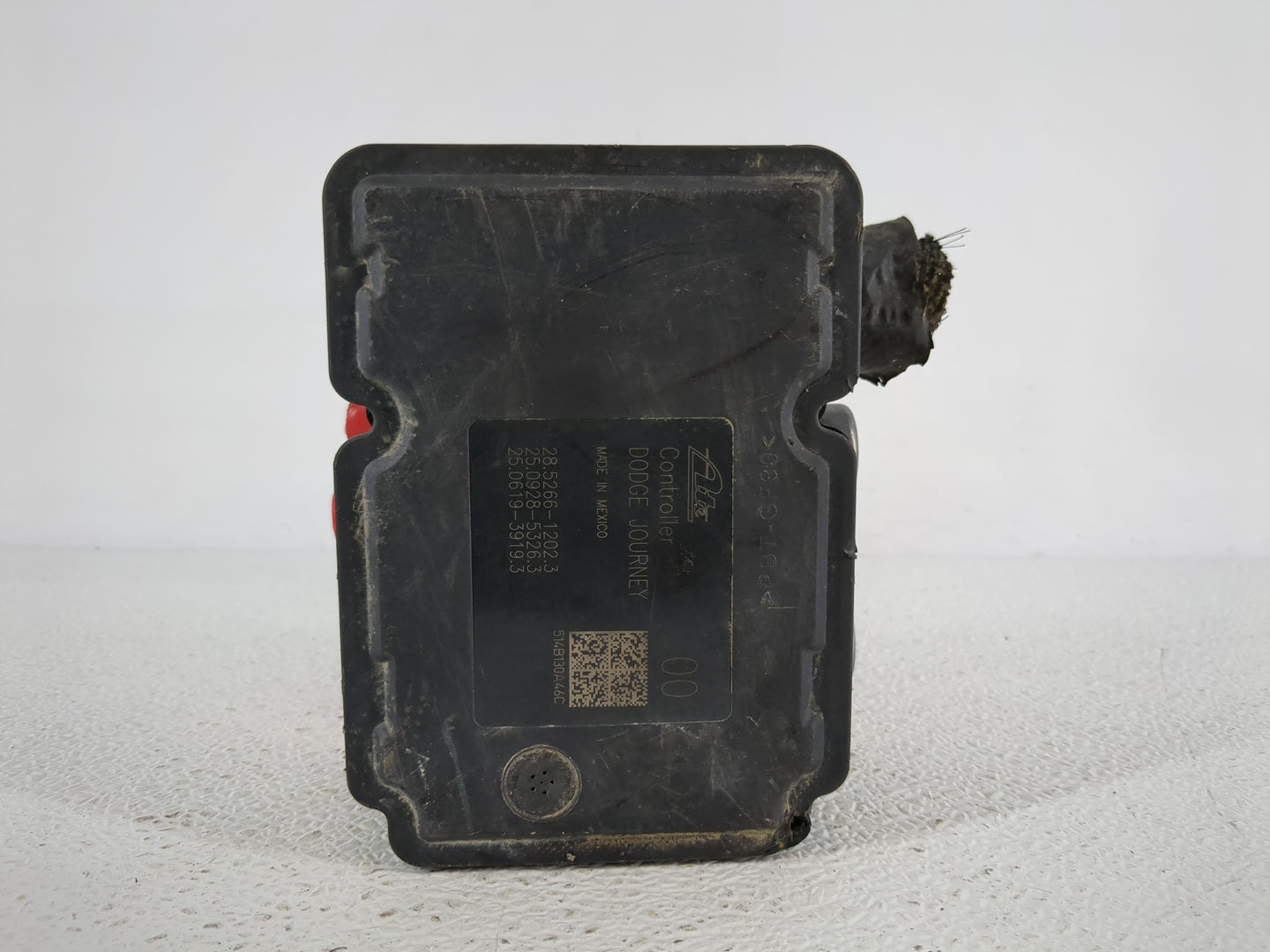 2015 Dodge Journey ABS Pump Control Module Replacement P/N:P68217512AA Fits OEM Used Auto Parts - Oemusedautoparts1.com