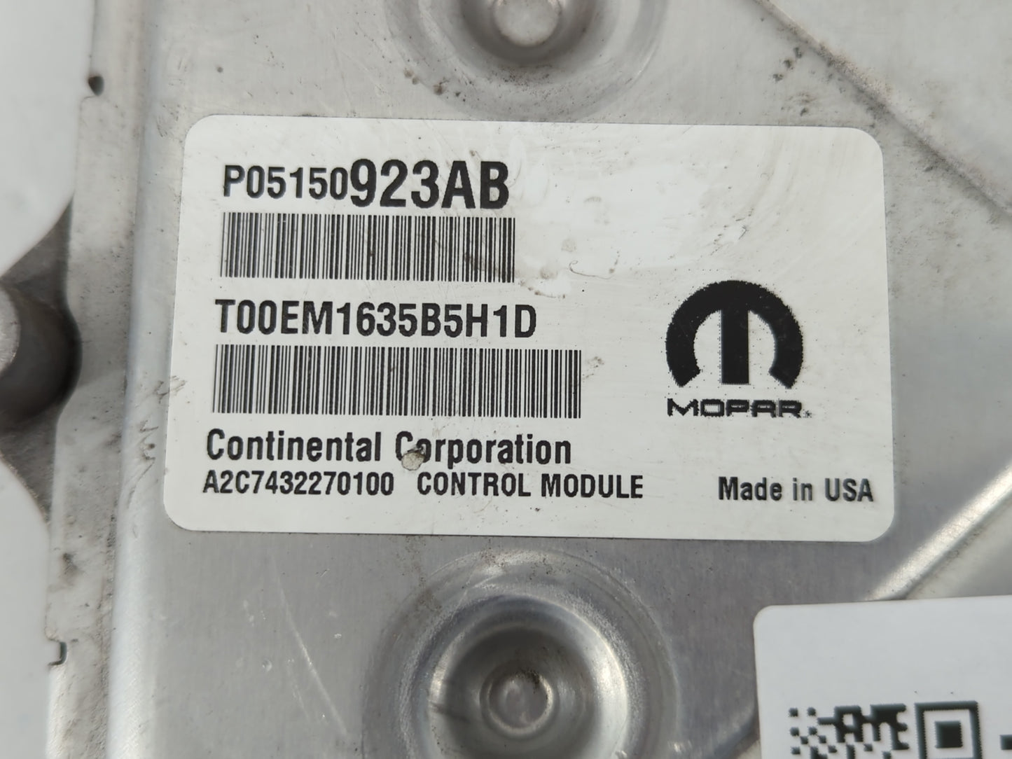 2015 Dodge Journey PCM Engine Control Computer ECU ECM PCU OEM P/N:P05150923AB Fits OEM Used Auto Parts - Oemusedautoparts1.