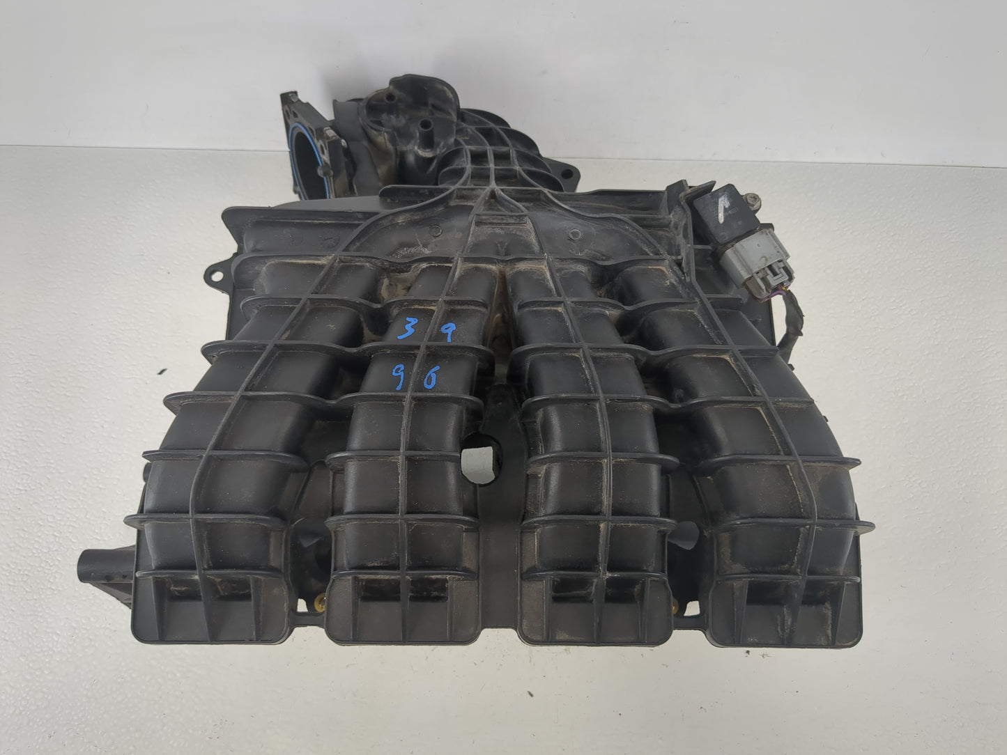 2011-2020 Dodge Journey Air Intake Manifold P/N:05033310AB Fits OEM Used Auto Parts - Oemusedautoparts1.com