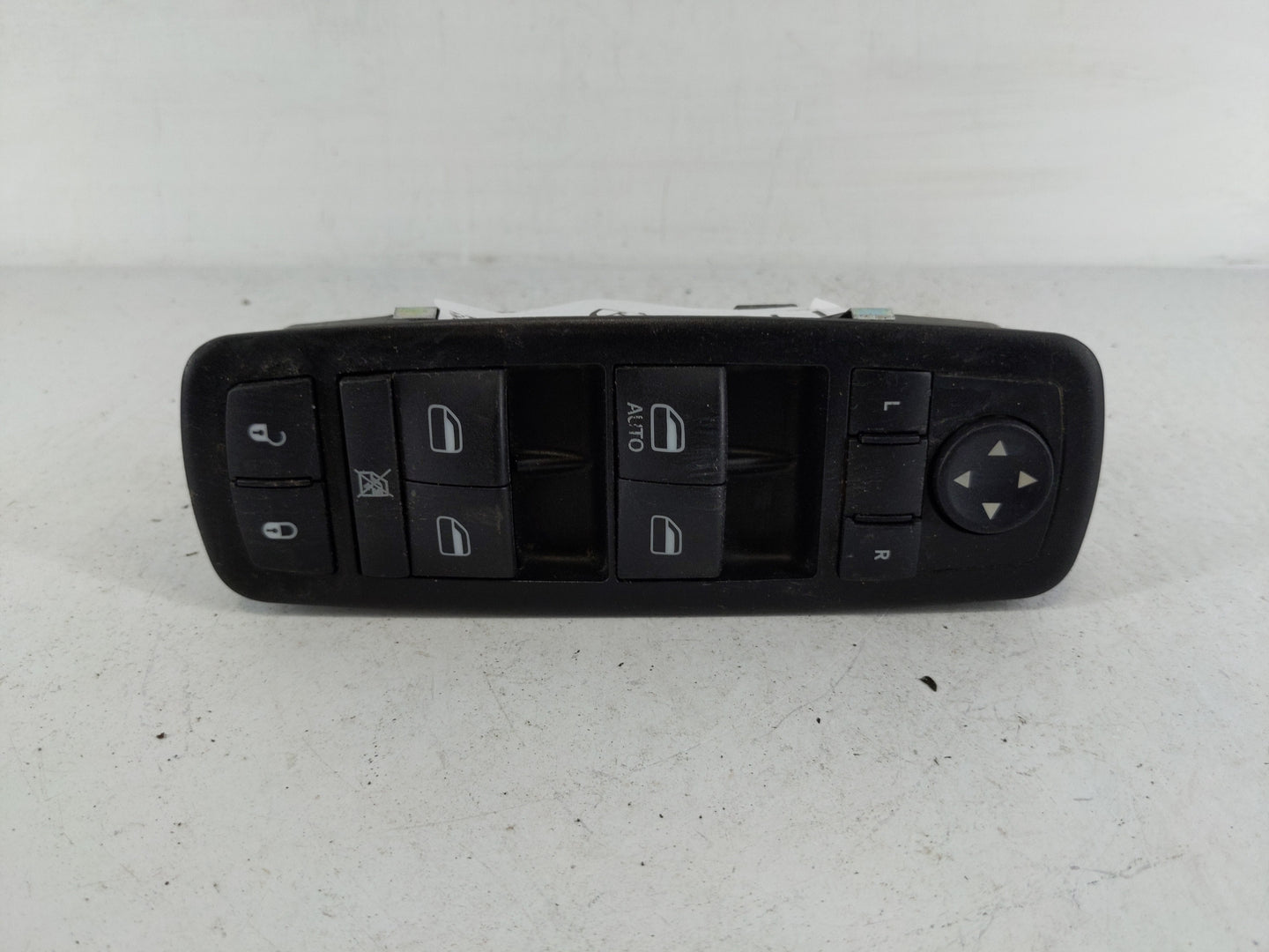 2015 Dodge Journey Master Power Window Switch Replacement Driver Side Left P/N:68084001AB Fits OEM Used Auto Parts - Oemused