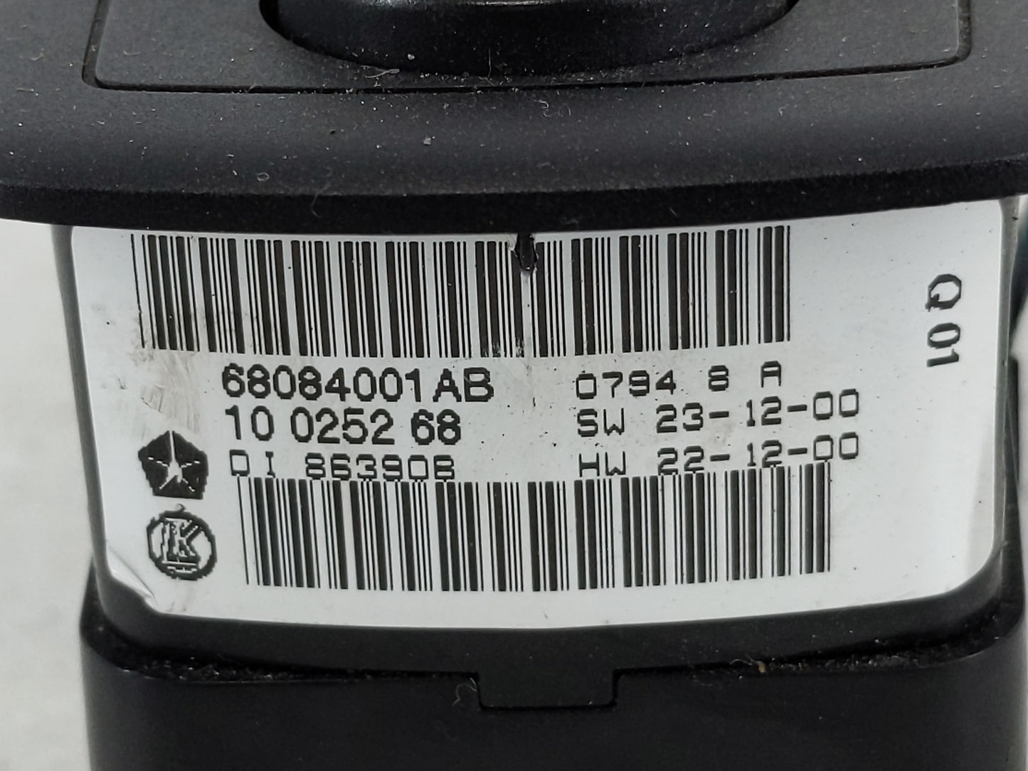 2015 Dodge Journey Master Power Window Switch Replacement Driver Side Left P/N:68084001AB Fits OEM Used Auto Parts - Oemused