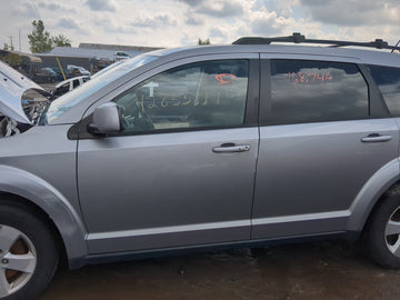 2015 Dodge Journey Driver Front Door Oem - Oemusedautoparts1.com