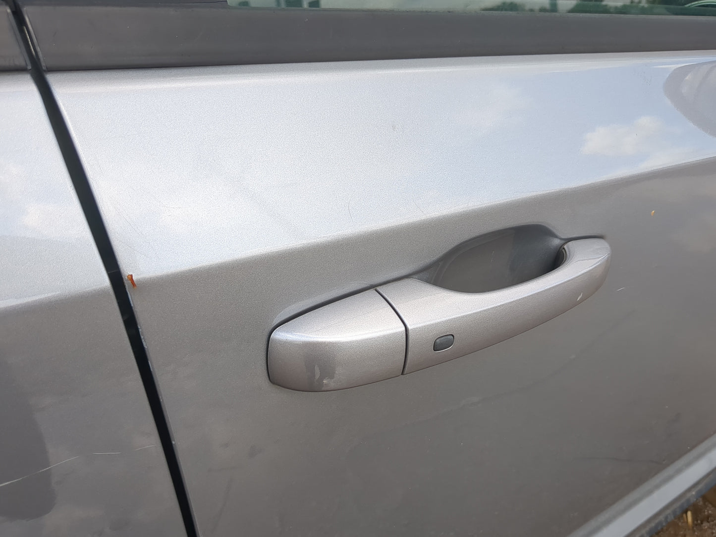 2015 Dodge Journey Passenger Front Door Oem - Oemusedautoparts1.com