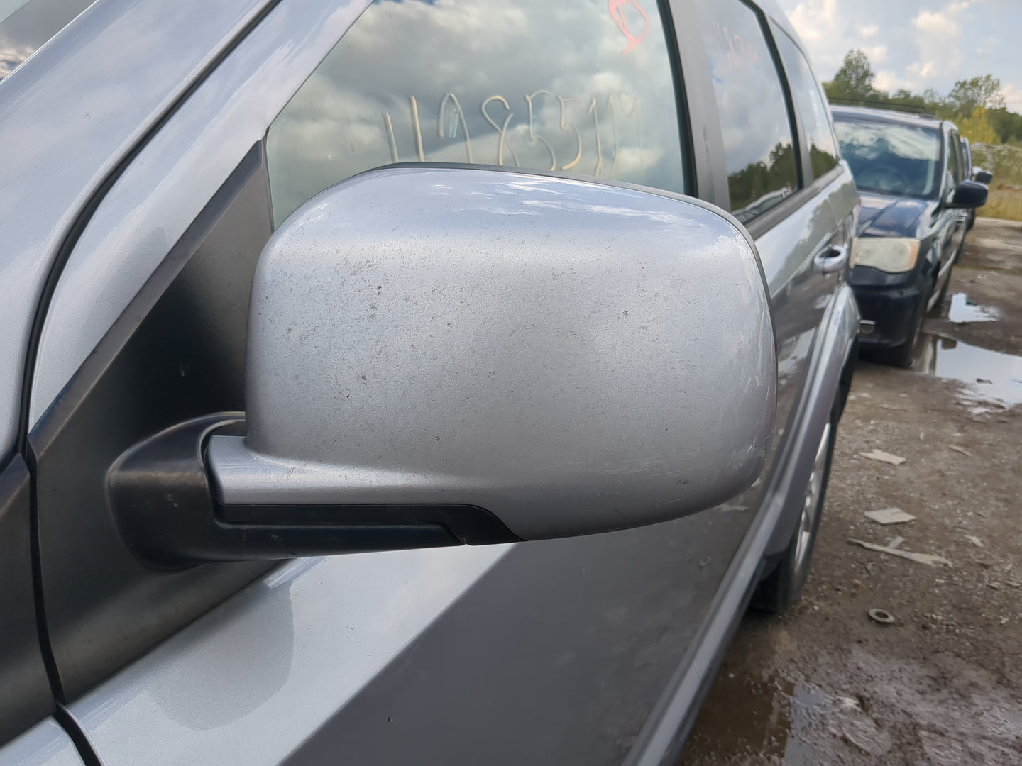 2015 Dodge Journey Driver Side View Mirror - Left Door Mirror OEM Used - Oemusedautoparts1.com