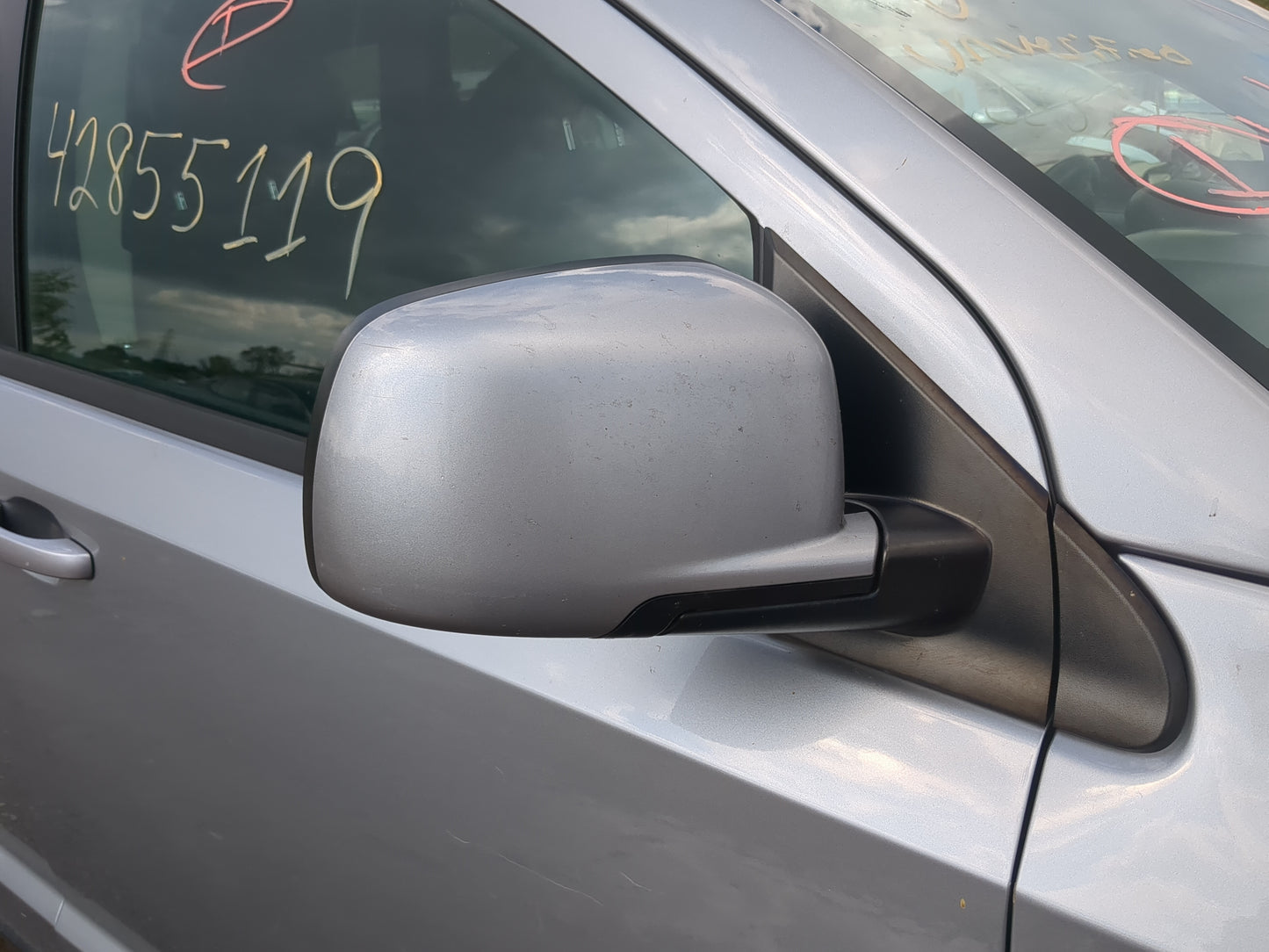 2015 Dodge Journey Passenger Side View Mirror - Right Door Mirror OEM Used - Oemusedautoparts1.com
