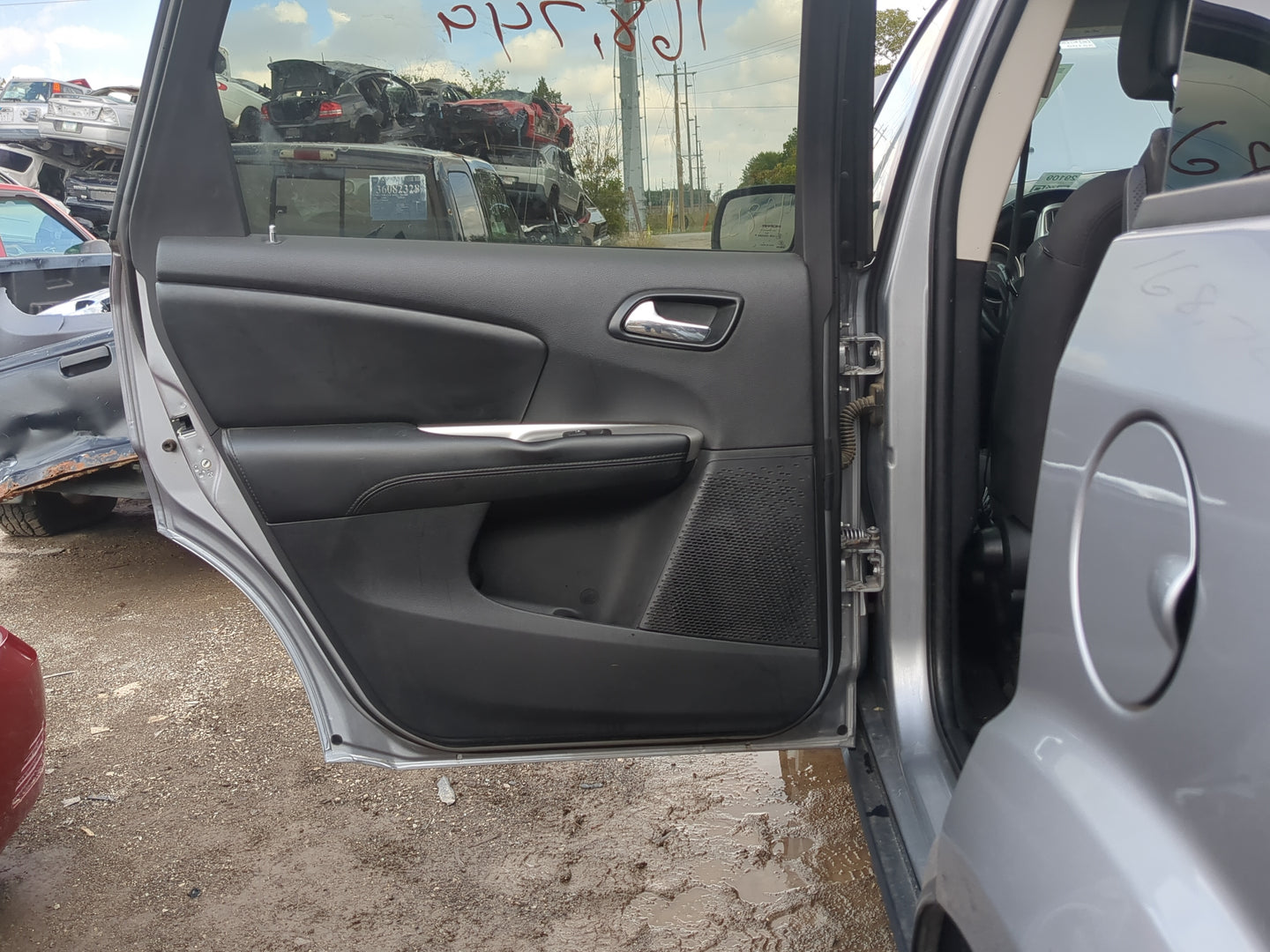 2015 Dodge Journey Driver Rear Door Oem - Oemusedautoparts1.com