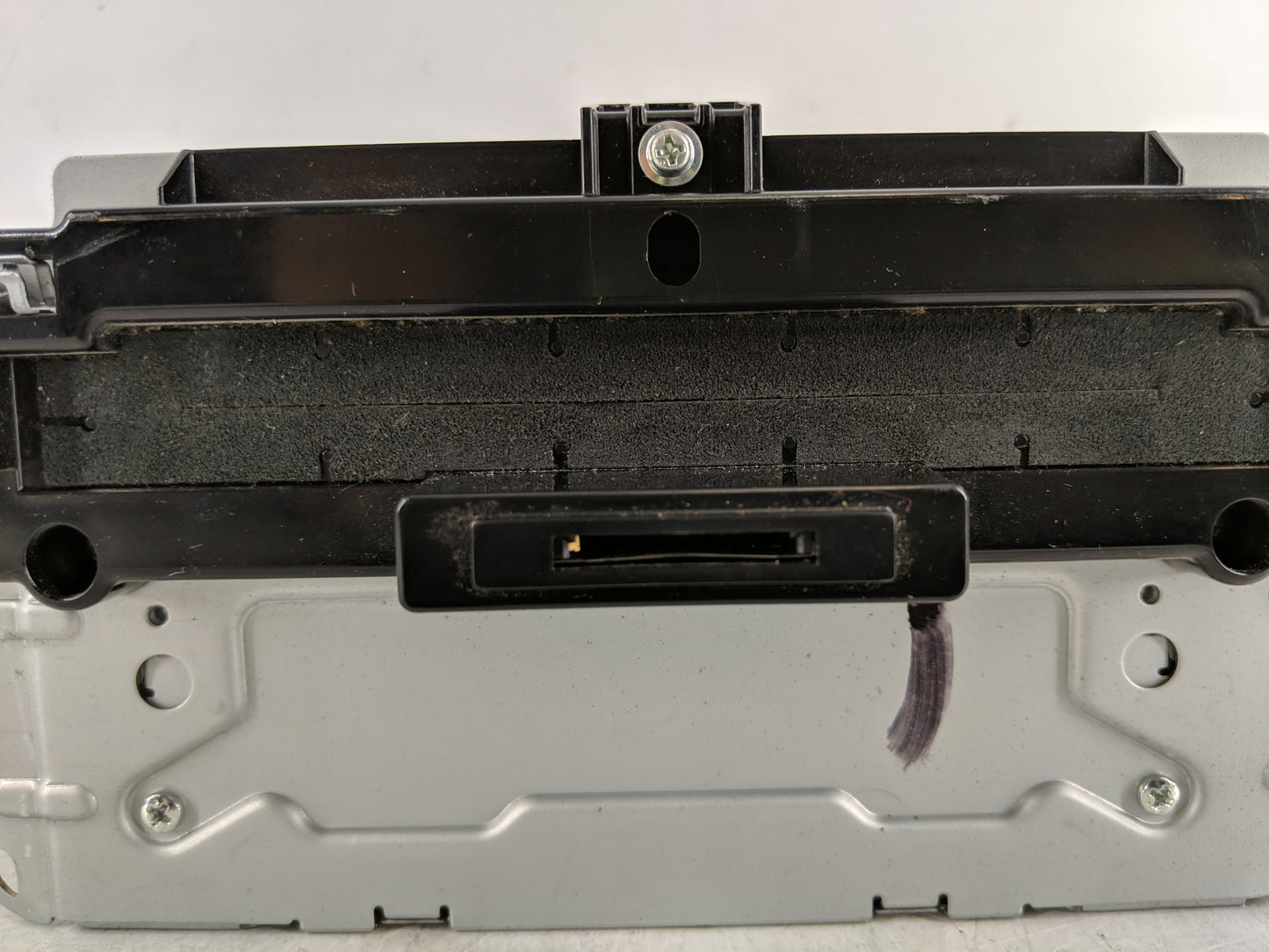 2015 Dodge Journey Radio AM FM Cd Player Receiver Replacement P/N:P68240129AA Fits OEM Used Auto Parts - Oemusedautoparts1.c