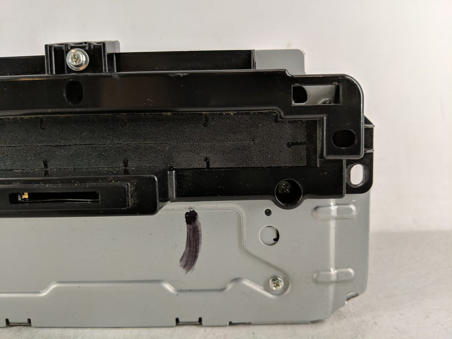 2015 Dodge Journey Radio AM FM Cd Player Receiver Replacement P/N:P68240129AA Fits OEM Used Auto Parts - Oemusedautoparts1.c