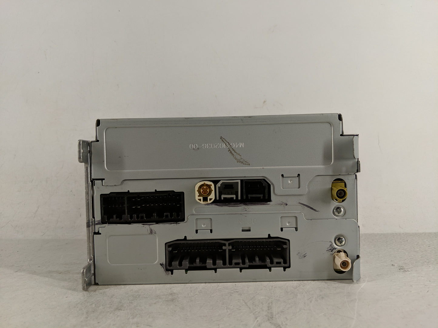 2015 Dodge Journey Radio AM FM Cd Player Receiver Replacement P/N:P68240129AA Fits OEM Used Auto Parts - Oemusedautoparts1.c