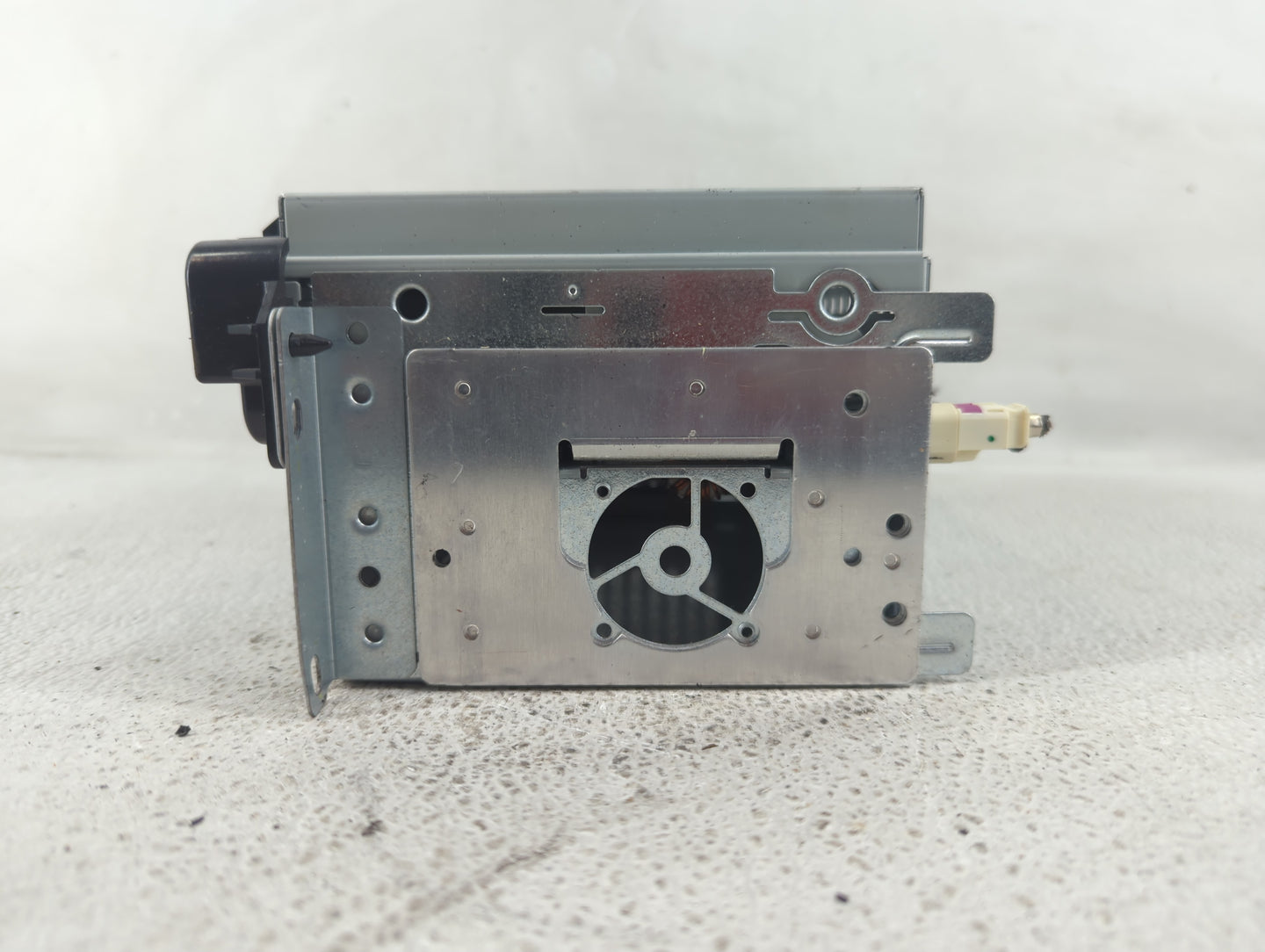 2015 Dodge Journey Radio AM FM Cd Player Receiver Replacement P/N:P68209666AD Fits OEM Used Auto Parts - Oemusedautoparts1.c