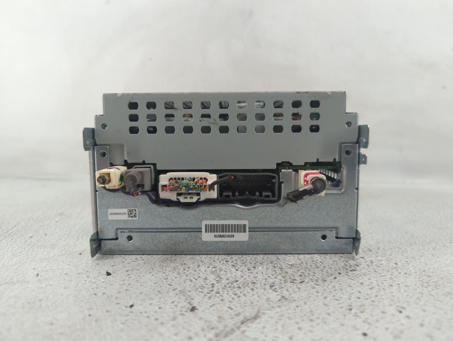 2015 Dodge Journey Radio AM FM Cd Player Receiver Replacement P/N:P68209666AD Fits OEM Used Auto Parts - Oemusedautoparts1.c