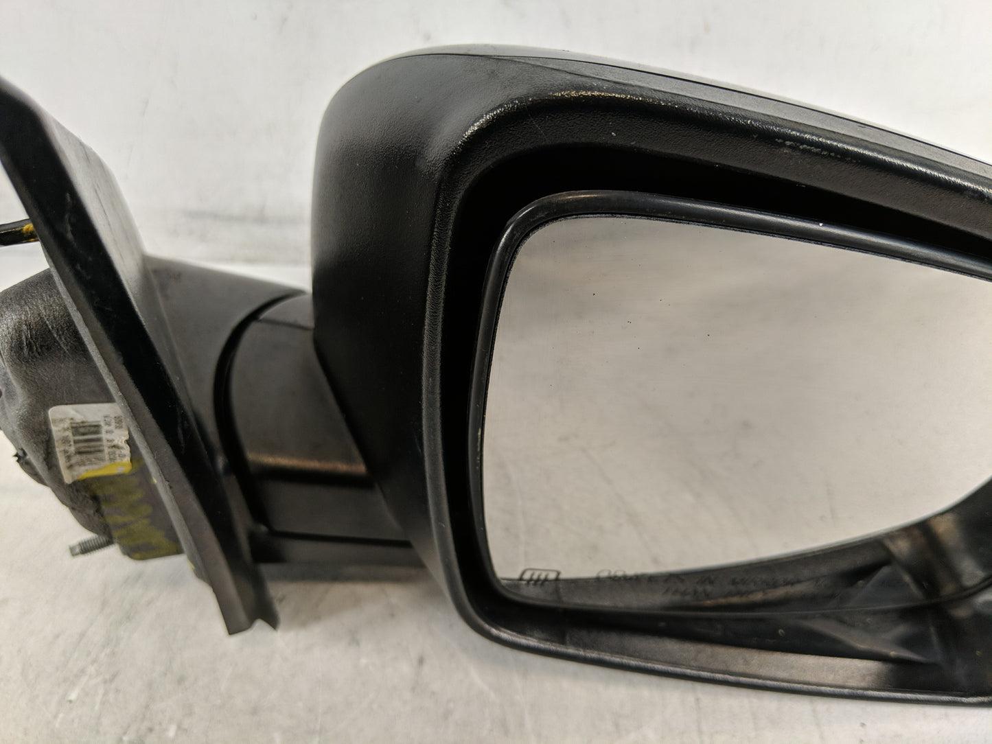 2015 Dodge Journey Side Mirror Replacement Passenger Right View Door Mirror Fits OEM Used Auto Parts - Oemusedautoparts1.com