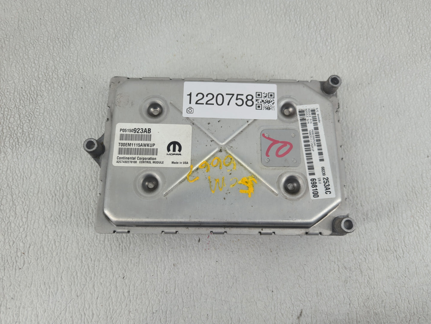 2015 Dodge Journey PCM Engine Control Computer ECU ECM PCU OEM P/N:P05150923AB Fits OEM Used Auto Parts - Oemusedautoparts1.
