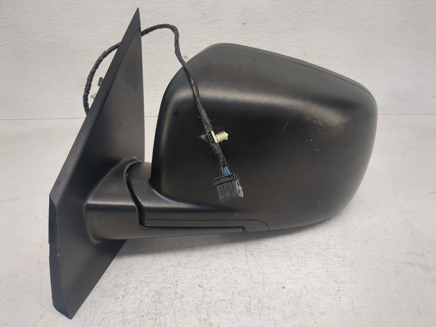 2015 Dodge Journey Side Mirror Replacement Driver Left View Door Mirror Fits OEM Used Auto Parts - Oemusedautoparts1.com