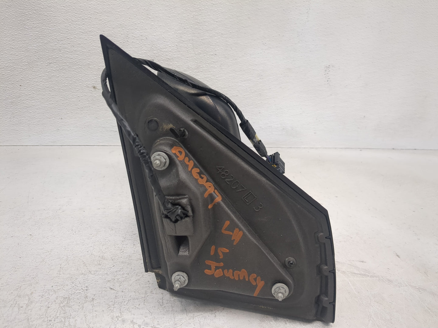 2015 Dodge Journey Side Mirror Replacement Driver Left View Door Mirror Fits OEM Used Auto Parts - Oemusedautoparts1.com