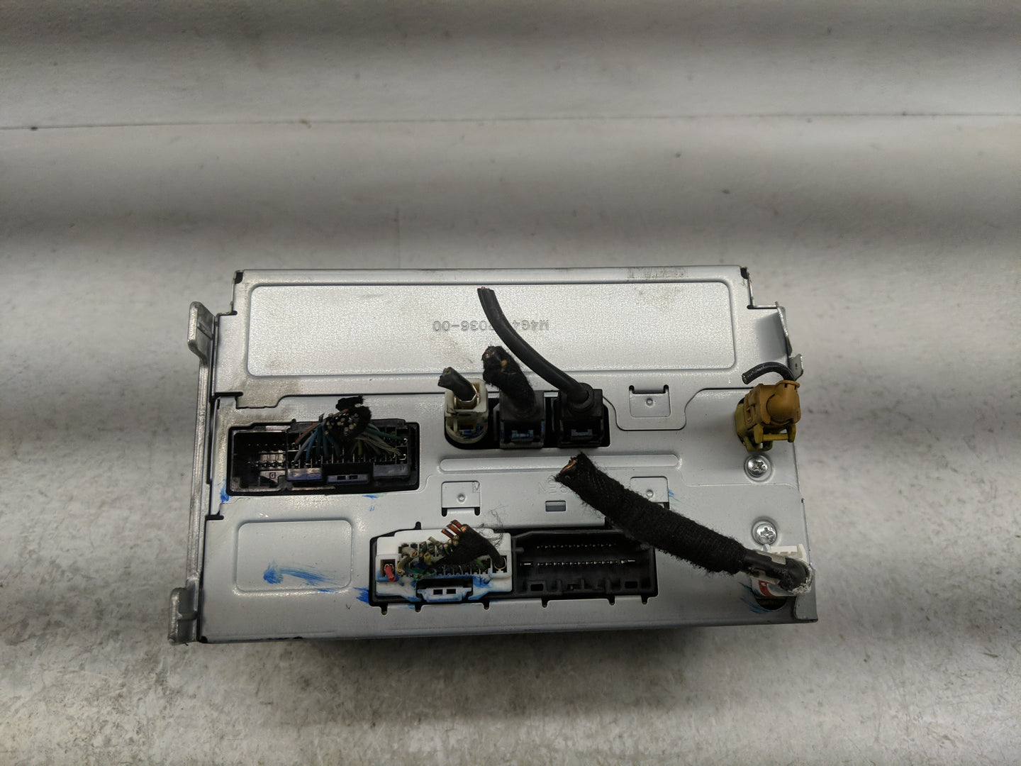 2015 Dodge Journey Radio AM FM Cd Player Receiver Replacement P/N:P68240129AA Fits OEM Used Auto Parts - Oemusedautoparts1.c