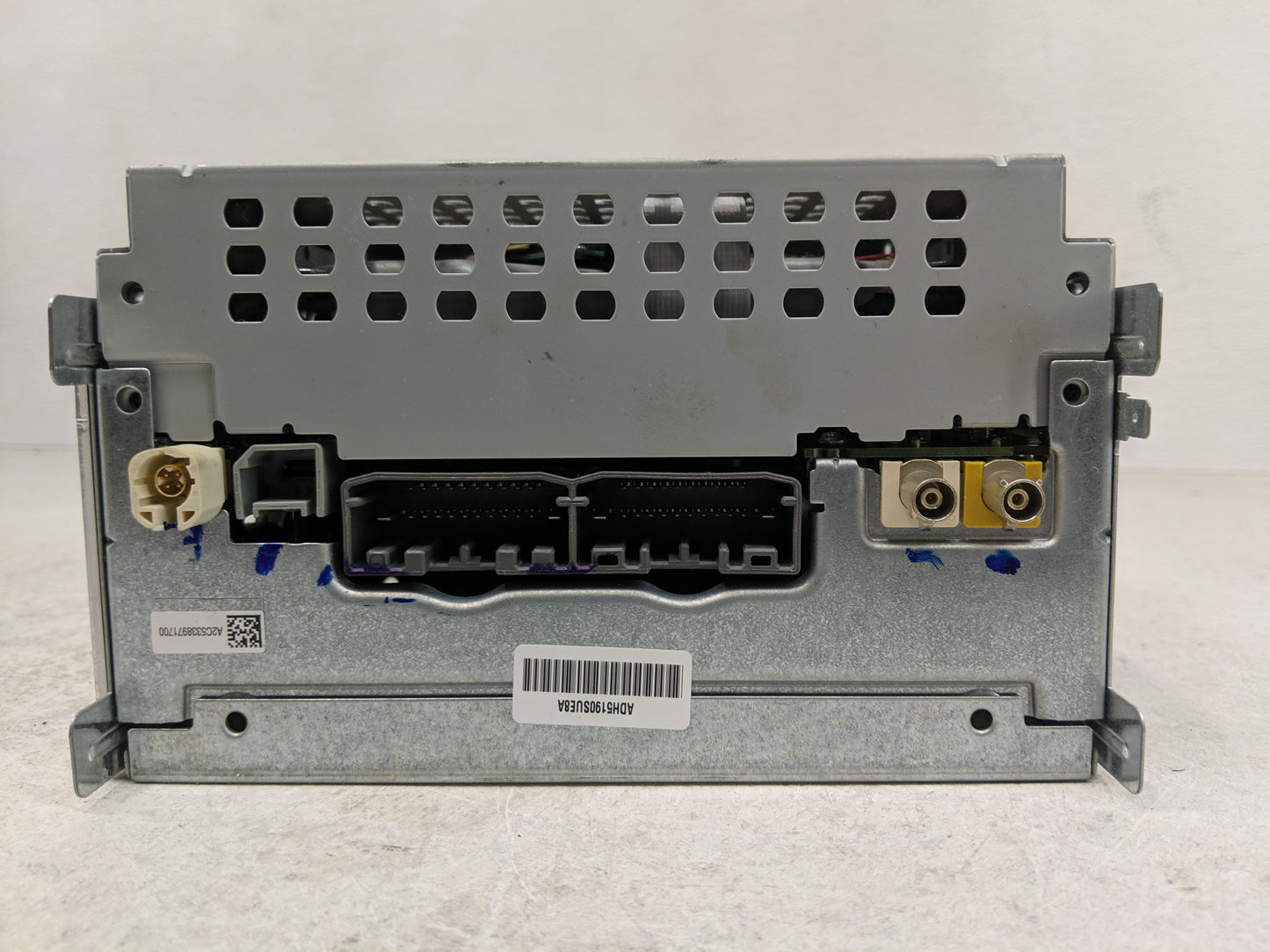 2015 Dodge Journey Radio AM FM Cd Player Receiver Replacement Fits OEM Used Auto Parts - Oemusedautoparts1.com
