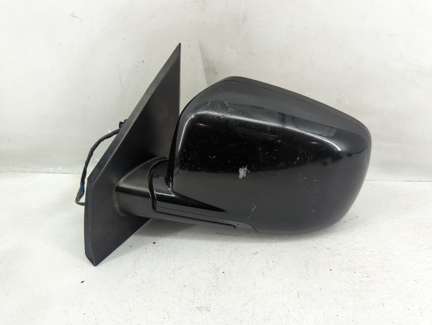 2015 Dodge Journey Driver Side View Mirror - Left Door Mirror OEM Used - Oemusedautoparts1.com