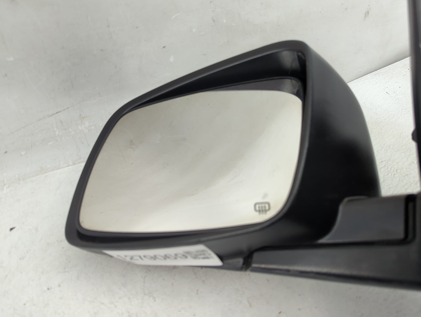 2015 Dodge Journey Driver Side View Mirror - Left Door Mirror OEM Used - Oemusedautoparts1.com