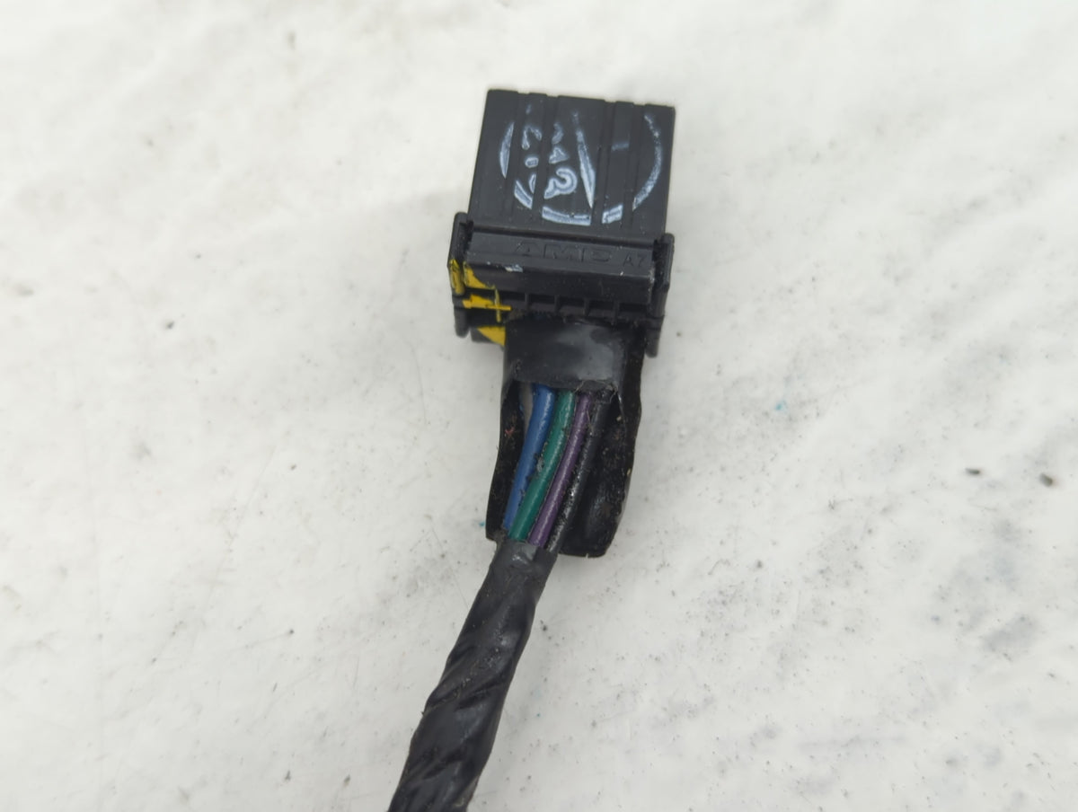 2011-2015 Dodge Journey Passenger Side View Mirror - Right Door Mirror OEM Used - Oemusedautoparts1.com