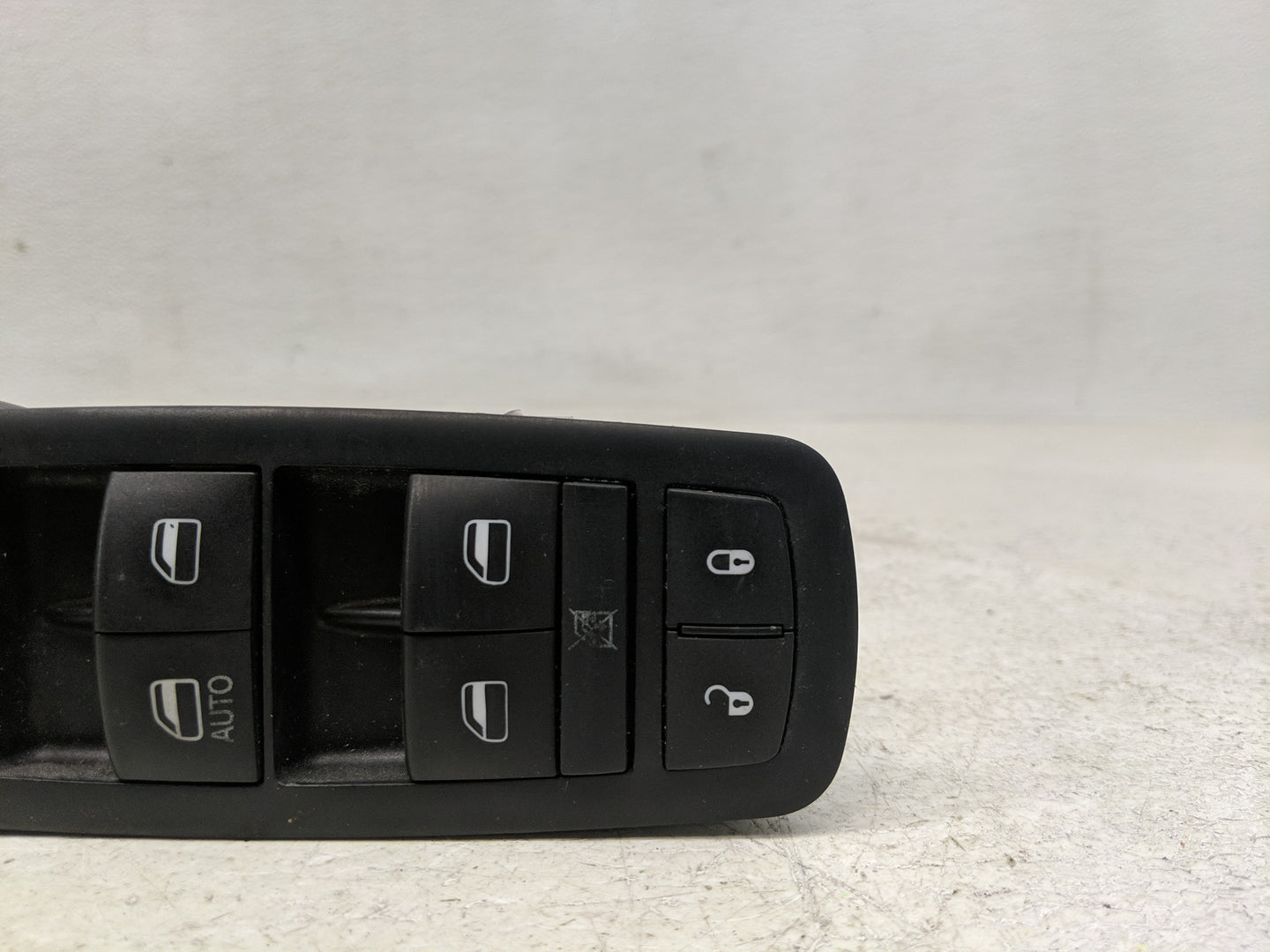 2015 Dodge Journey Master Power Window Switch Replacement Driver Side Left P/N:10025268 68084001AD Fits OEM Used Auto Parts 