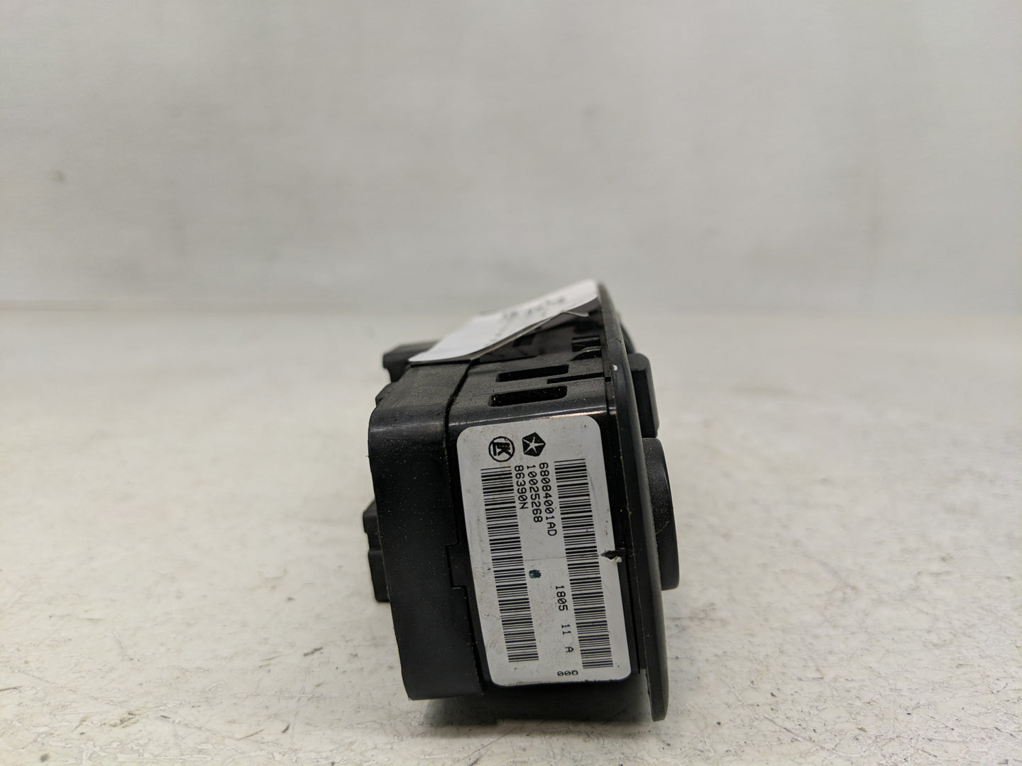 2015 Dodge Journey Master Power Window Switch Replacement Driver Side Left P/N:10025268 68084001AD Fits OEM Used Auto Parts 