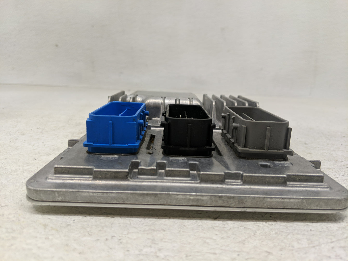 2015 Dodge Journey PCM Engine Control Computer ECU ECM PCU OEM P/N:812835949 12702505 Fits OEM Used Auto Parts - Oemusedauto