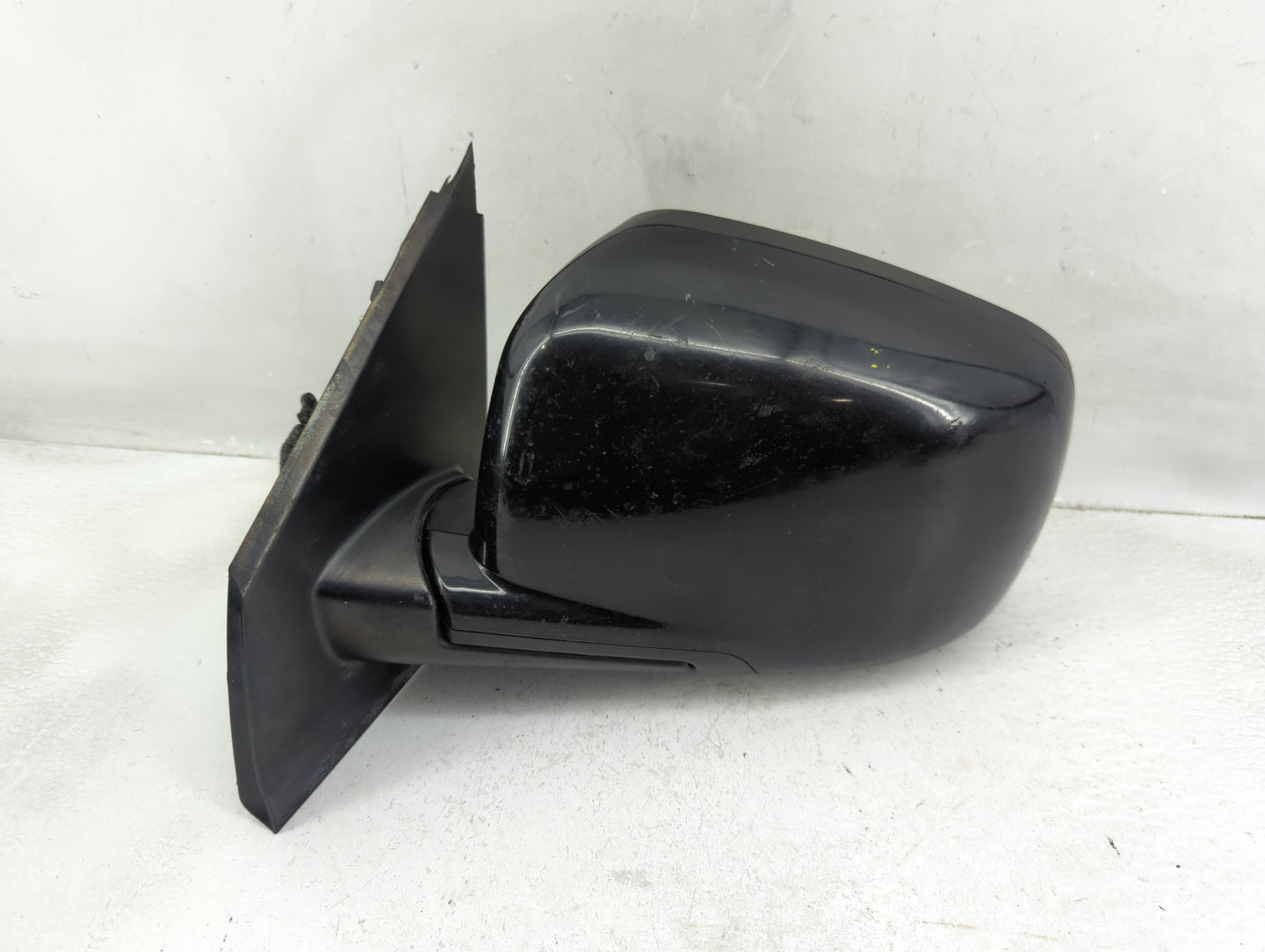 2015 Dodge Journey Driver Side View Mirror - Left Door Mirror OEM Used - Oemusedautoparts1.com