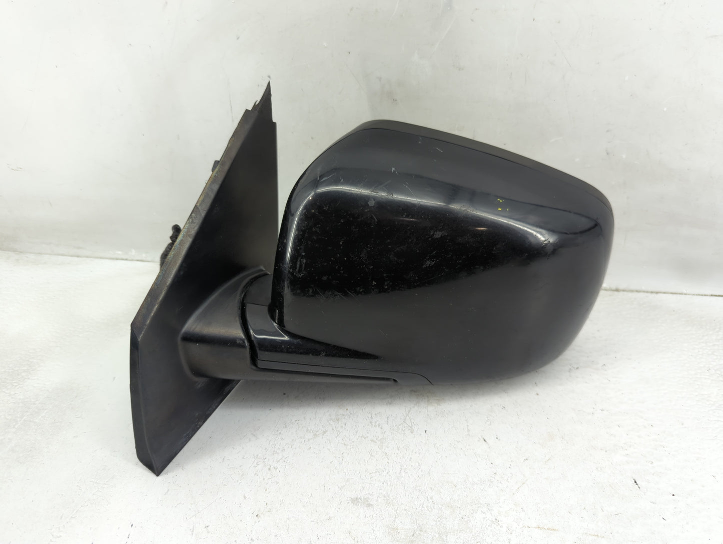2015 Dodge Journey Driver Side View Mirror - Left Door Mirror OEM Used - Oemusedautoparts1.com