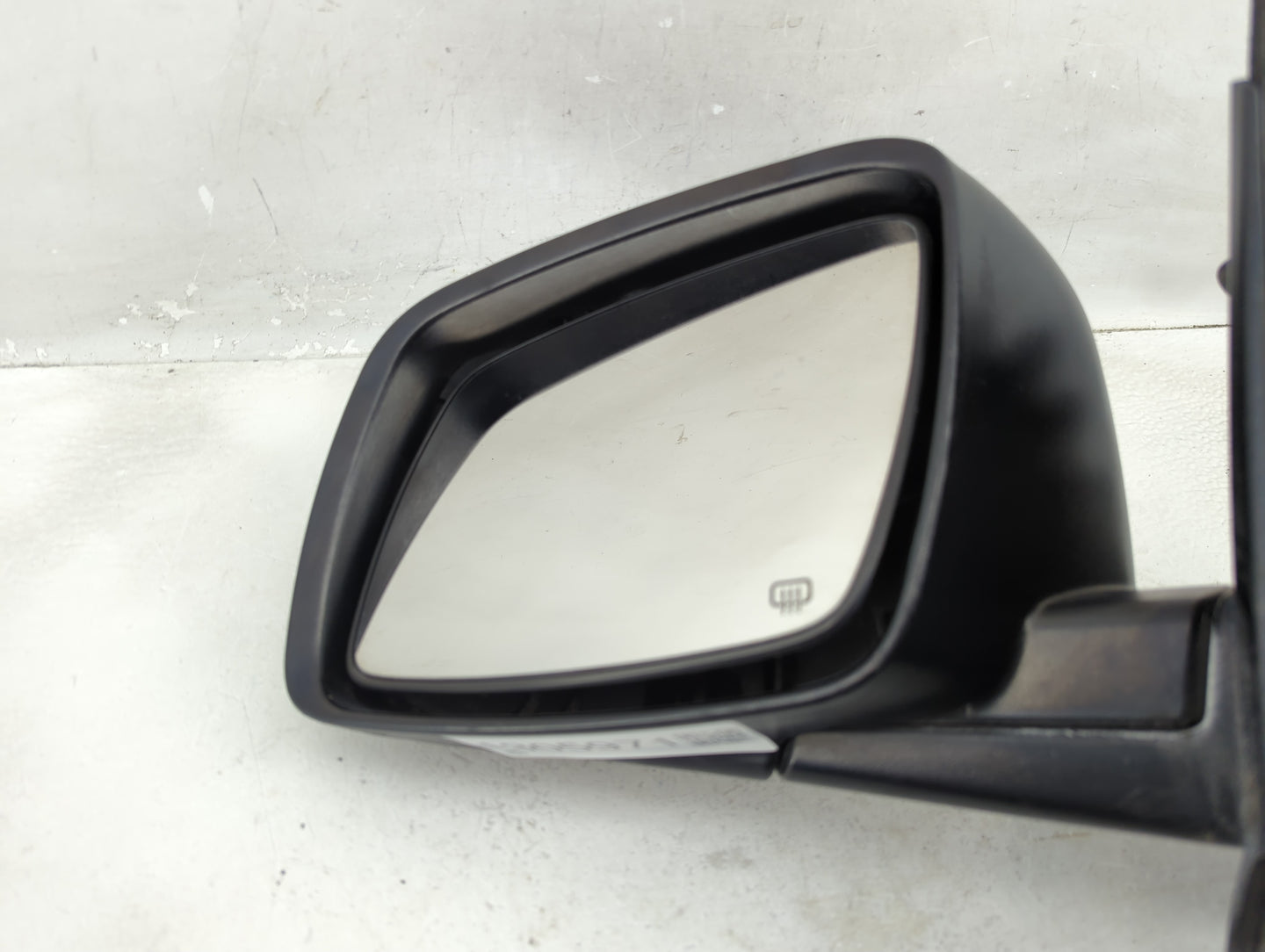 2015 Dodge Journey Driver Side View Mirror - Left Door Mirror OEM Used - Oemusedautoparts1.com