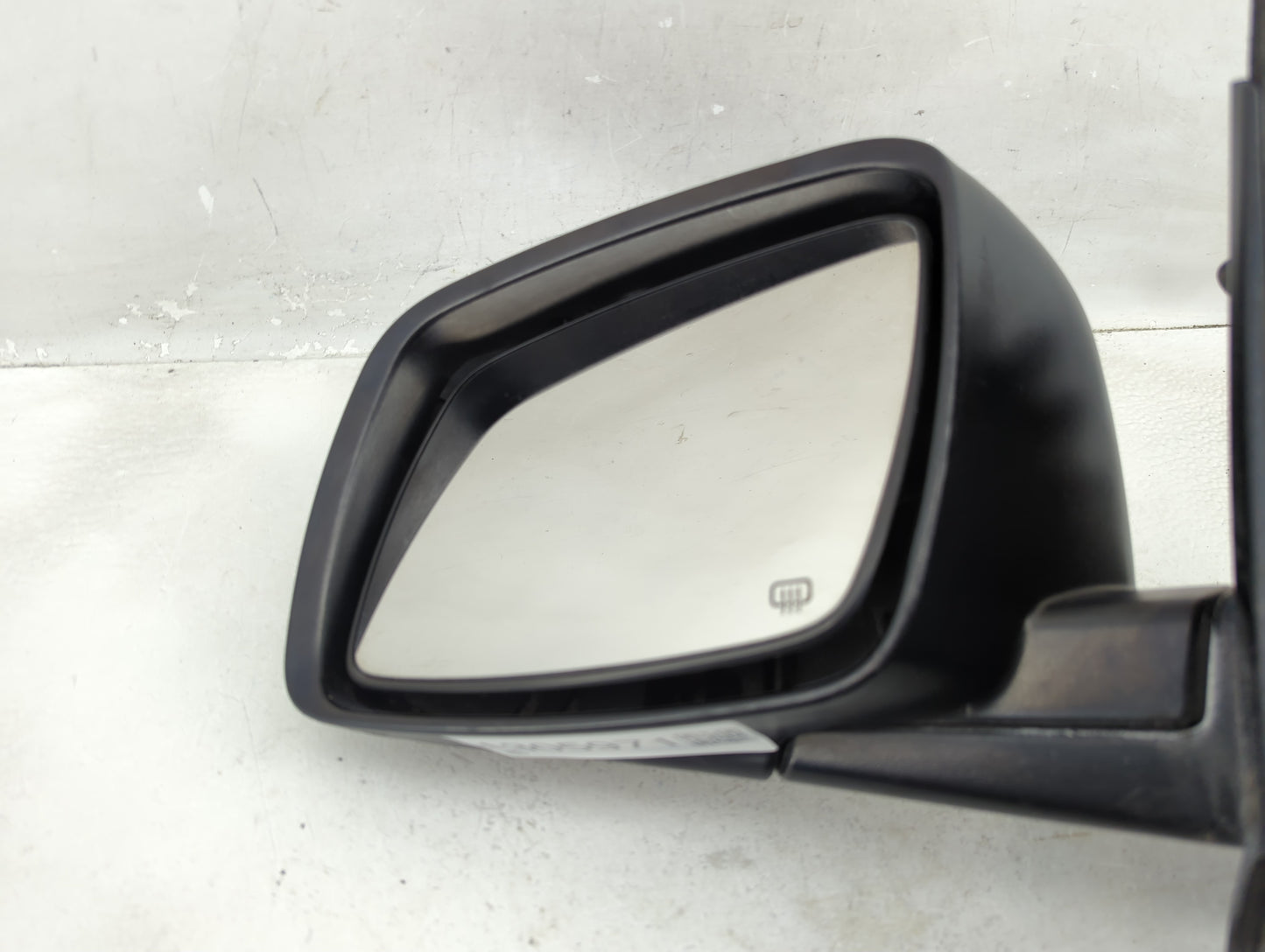 2015 Dodge Journey Driver Side View Mirror - Left Door Mirror OEM Used - Oemusedautoparts1.com