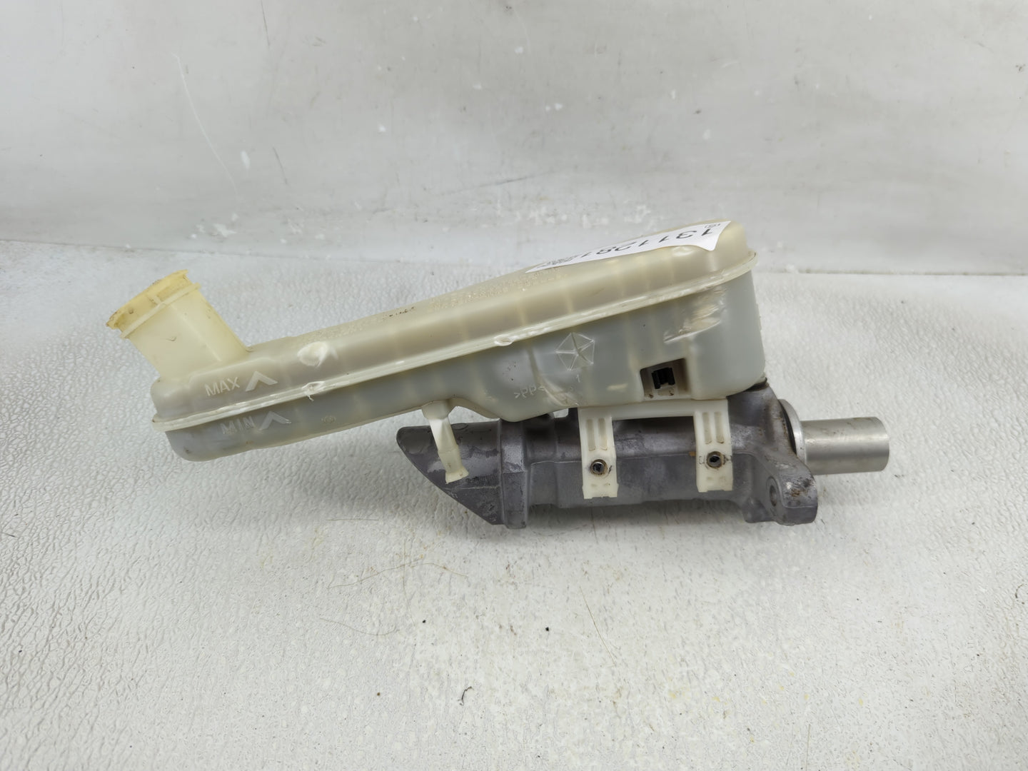 2015 Dodge Journey Brake Master Cylinder - Oemusedautoparts1.com