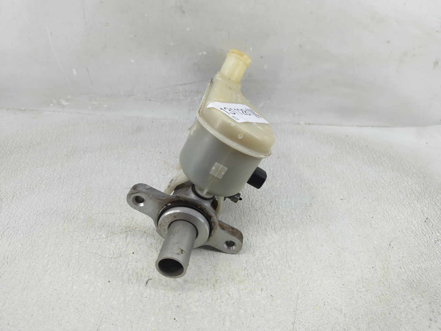 2015 Dodge Journey Brake Master Cylinder - Oemusedautoparts1.com