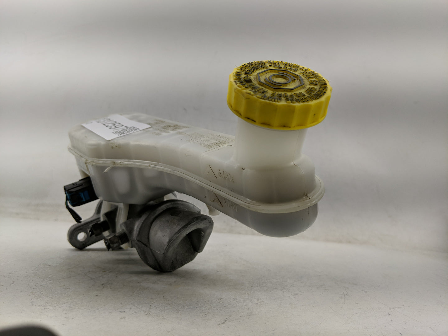 2015 Dodge Journey Brake Master Cylinder - Oemusedautoparts1.com