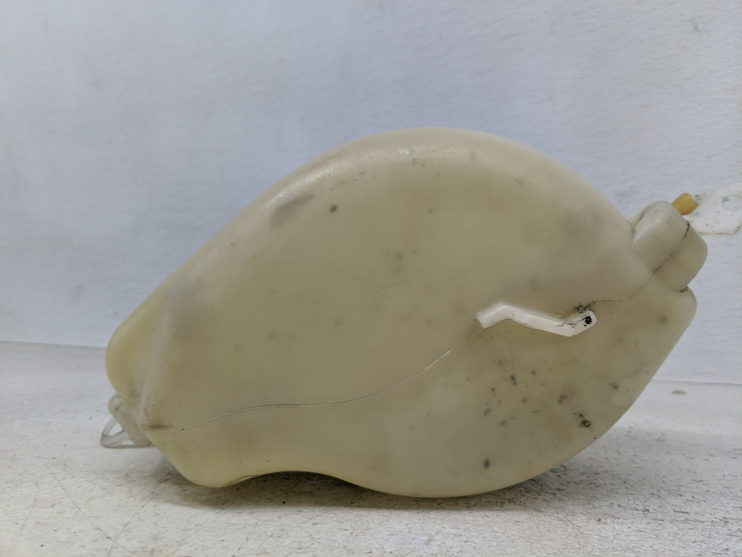 2015 Dodge Journey Windshield Washer Fluid Reservoir Bottle Oem - Oemusedautoparts1.com