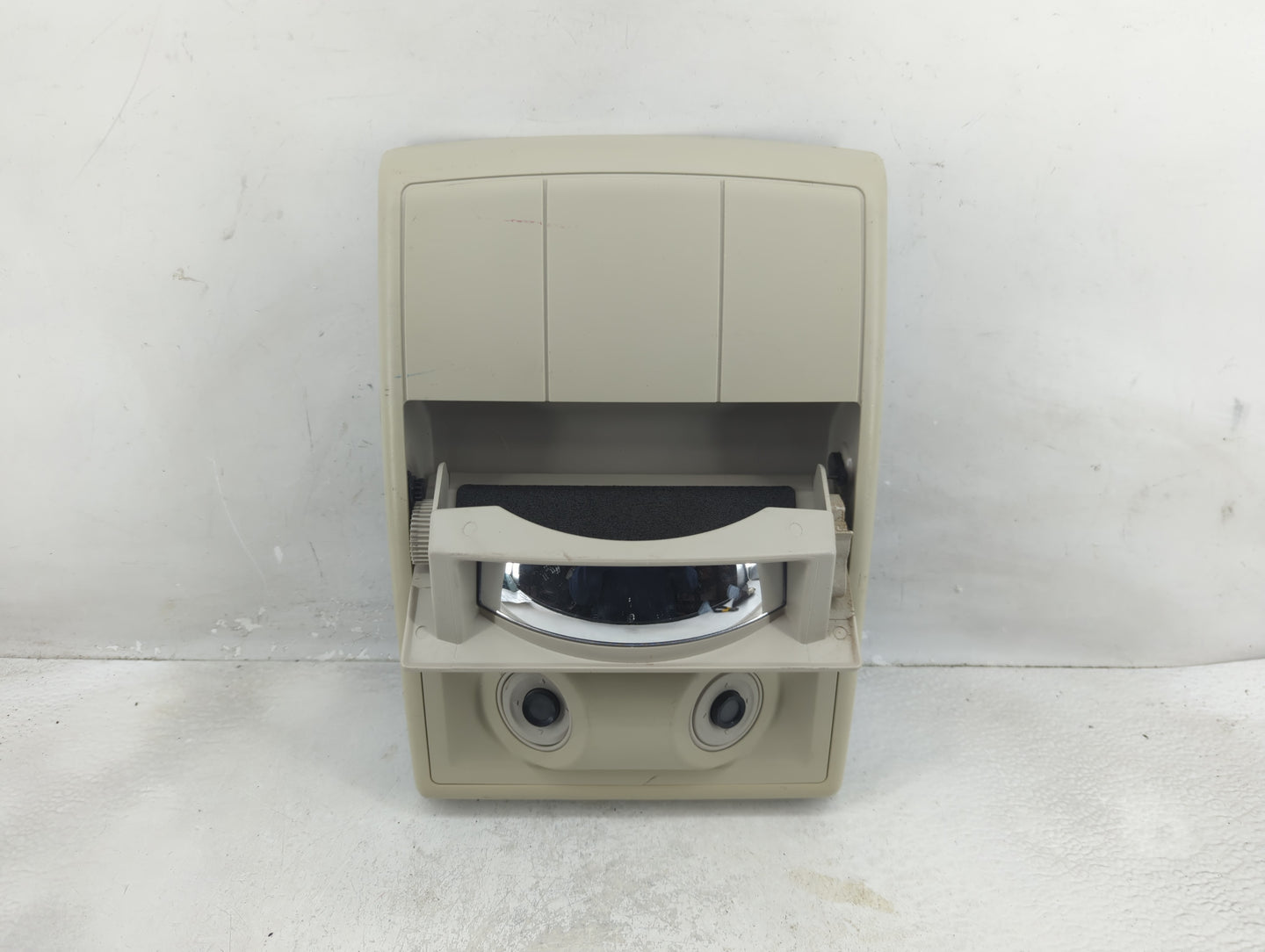 2012-2019 Dodge Journey Overhead Roof Console 1323628 - Oemusedautoparts1.com