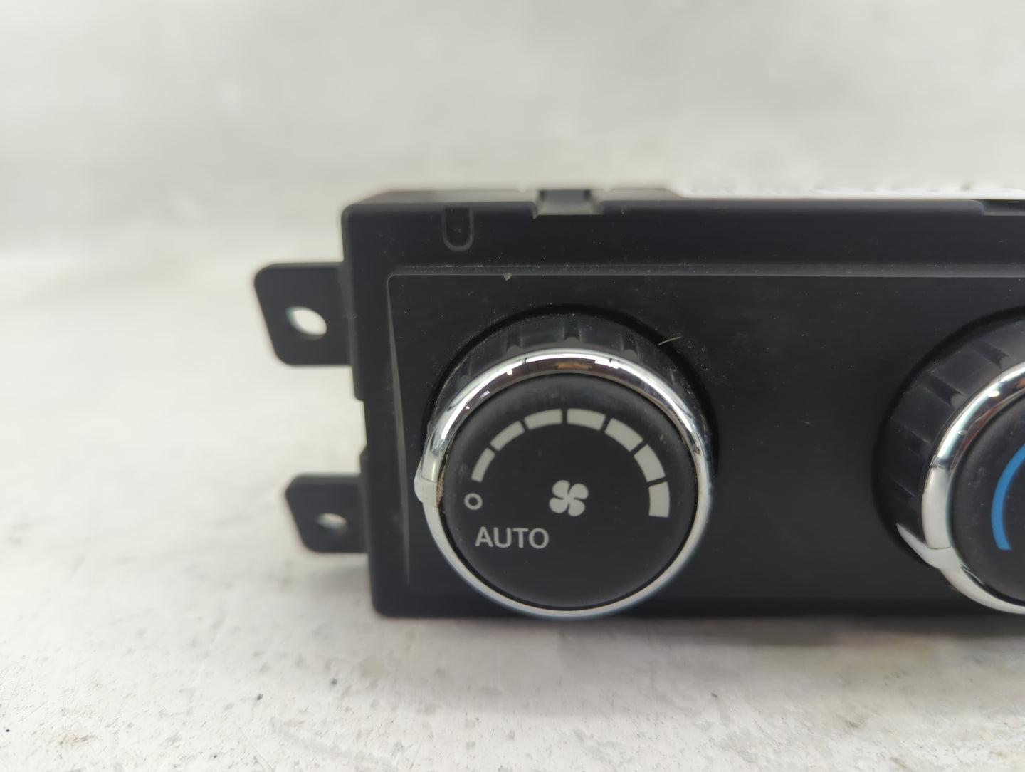 2011-2020 Dodge Journey Climate Control Module Temperature AC/Heater Replacement P/N:55111312AC Fits OEM Used Auto Parts - O
