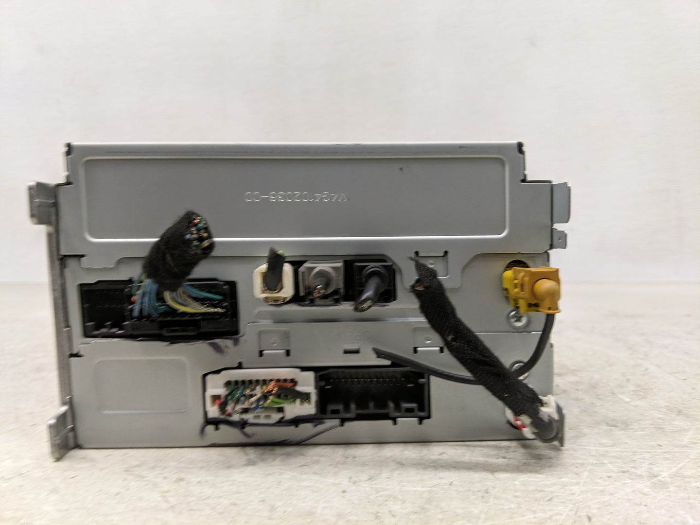 2015 Dodge Journey Radio AM FM Cd Player Receiver Replacement P/N:68240129AA Fits OEM Used Auto Parts - Oemusedautoparts1.co