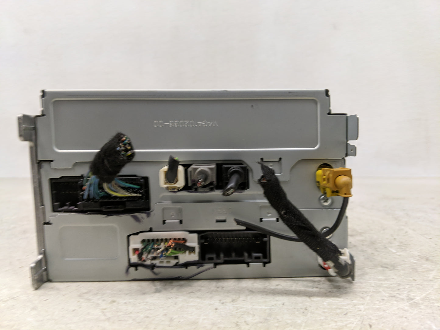 2015 Dodge Journey Radio AM FM Cd Player Receiver Replacement P/N:68240129AA Fits OEM Used Auto Parts - Oemusedautoparts1.co